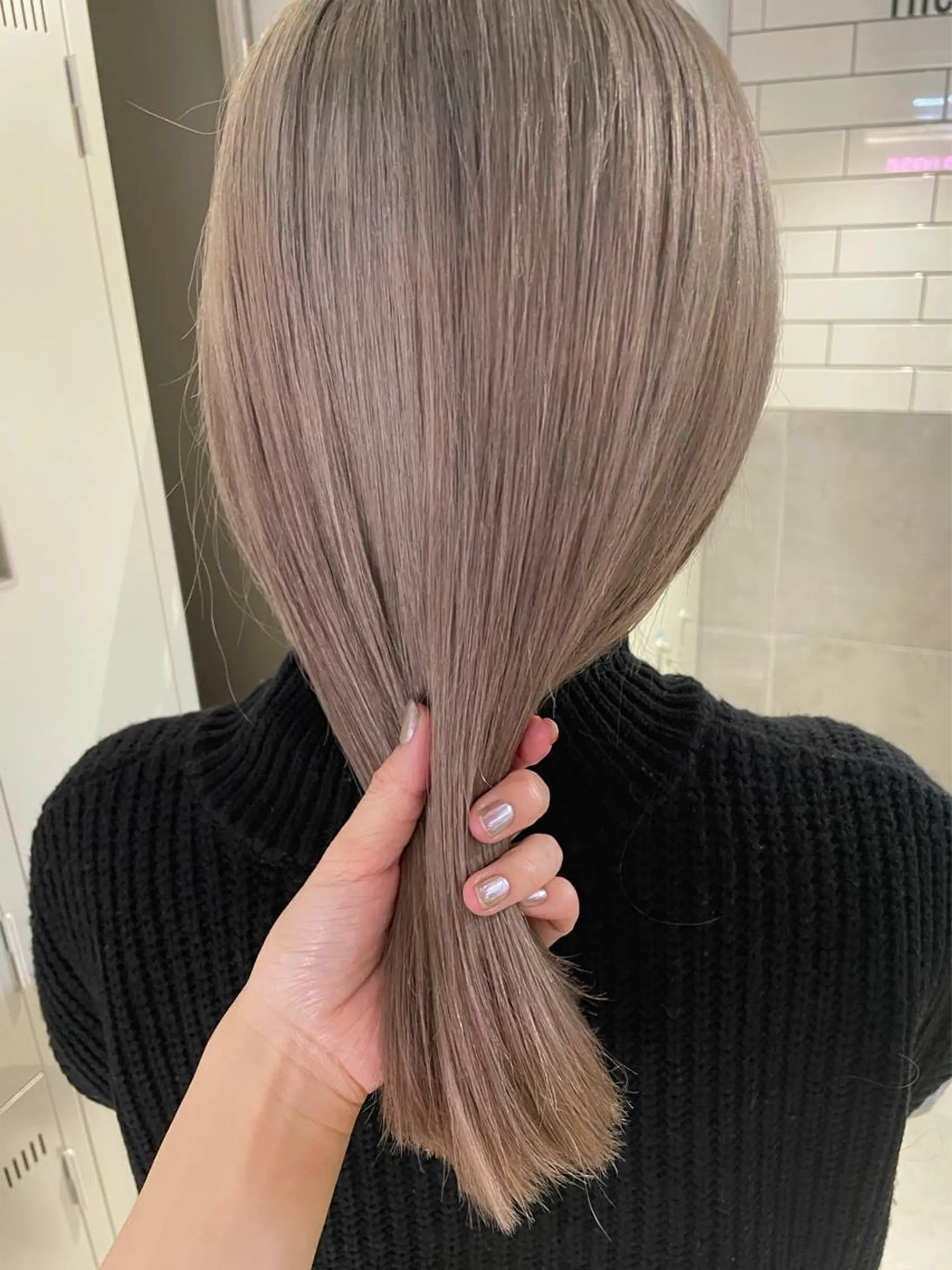 セミロング カラー ベージュカラー ペールベージュ カット ヘアカラー トリートメント レイヤー/髪質改善カ ラ-🤍津田奈々美‎のヘアスタイル