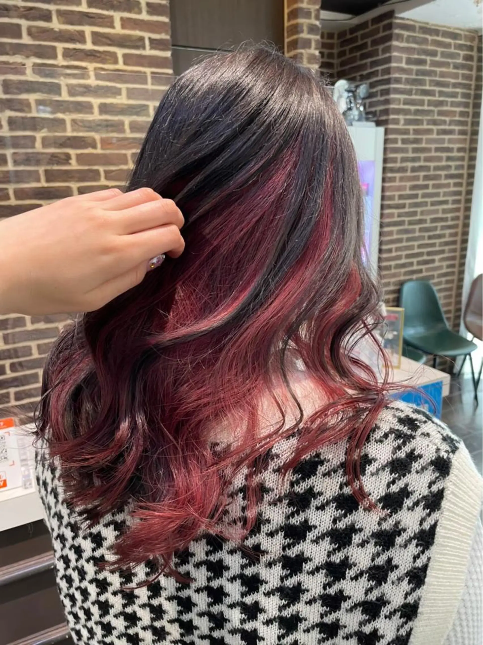 セミロング カラー ブリーチ デザインカラー ダブルカラー インナーカラー ヘアカラー メンズ/艶髪/カラー サクラ🌸のヘアスタイル