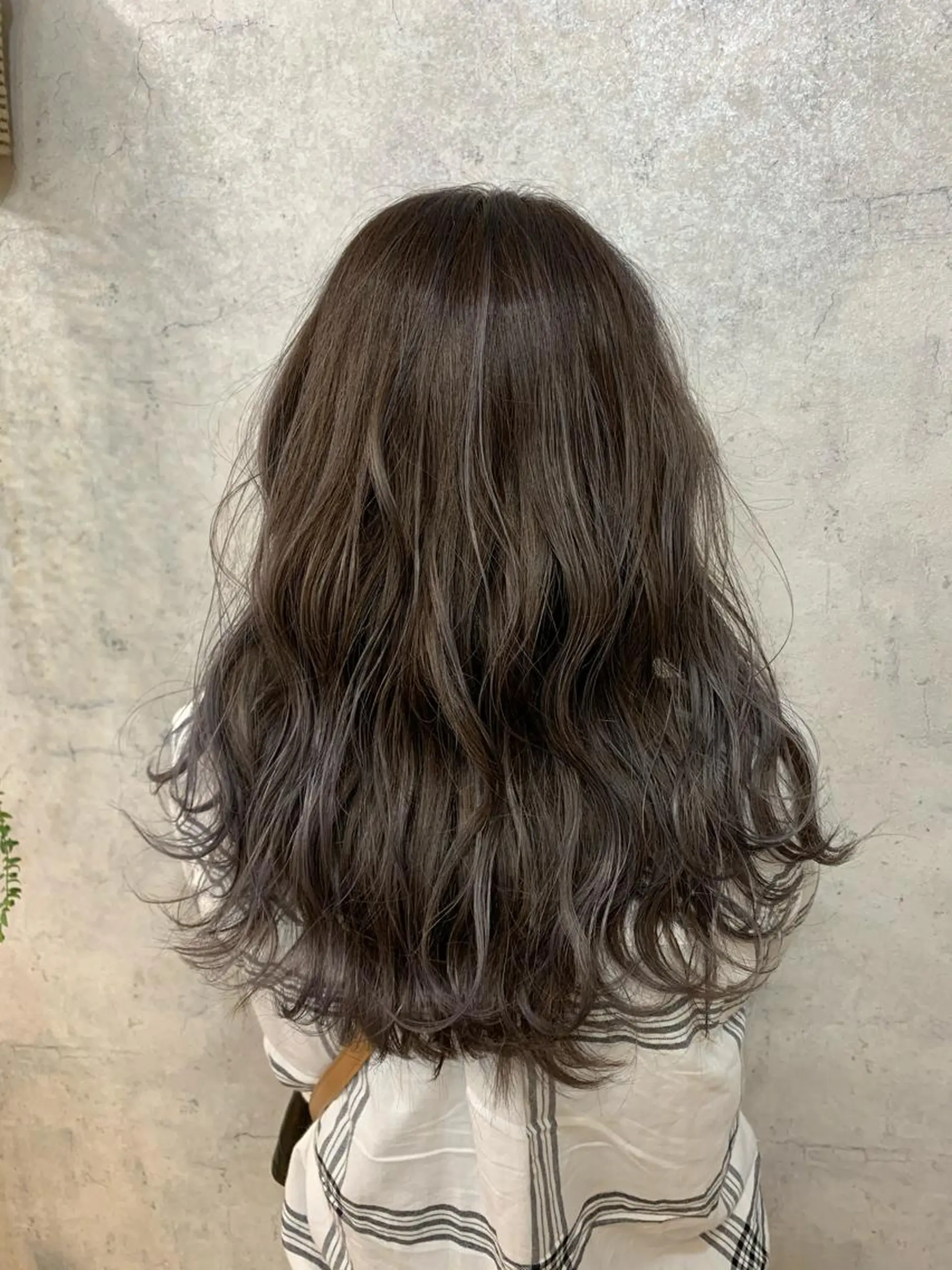 カラー グラデーションカラー シルバー maki ＊のヘアスタイル