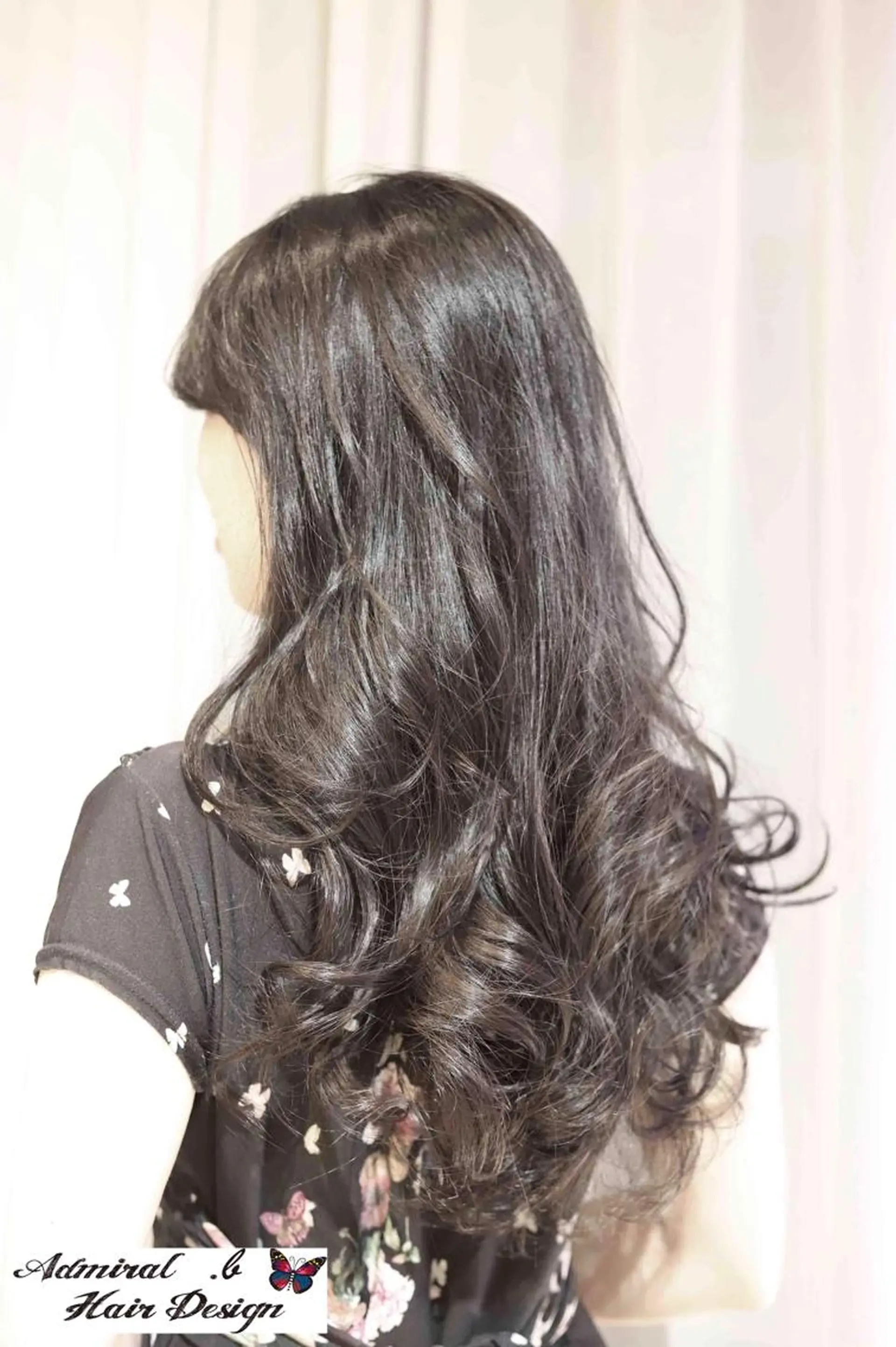 ロング カラー グレージュ ロング カット トリートメント ヘッドスパ アドミラルYoshi oのヘアスタイル