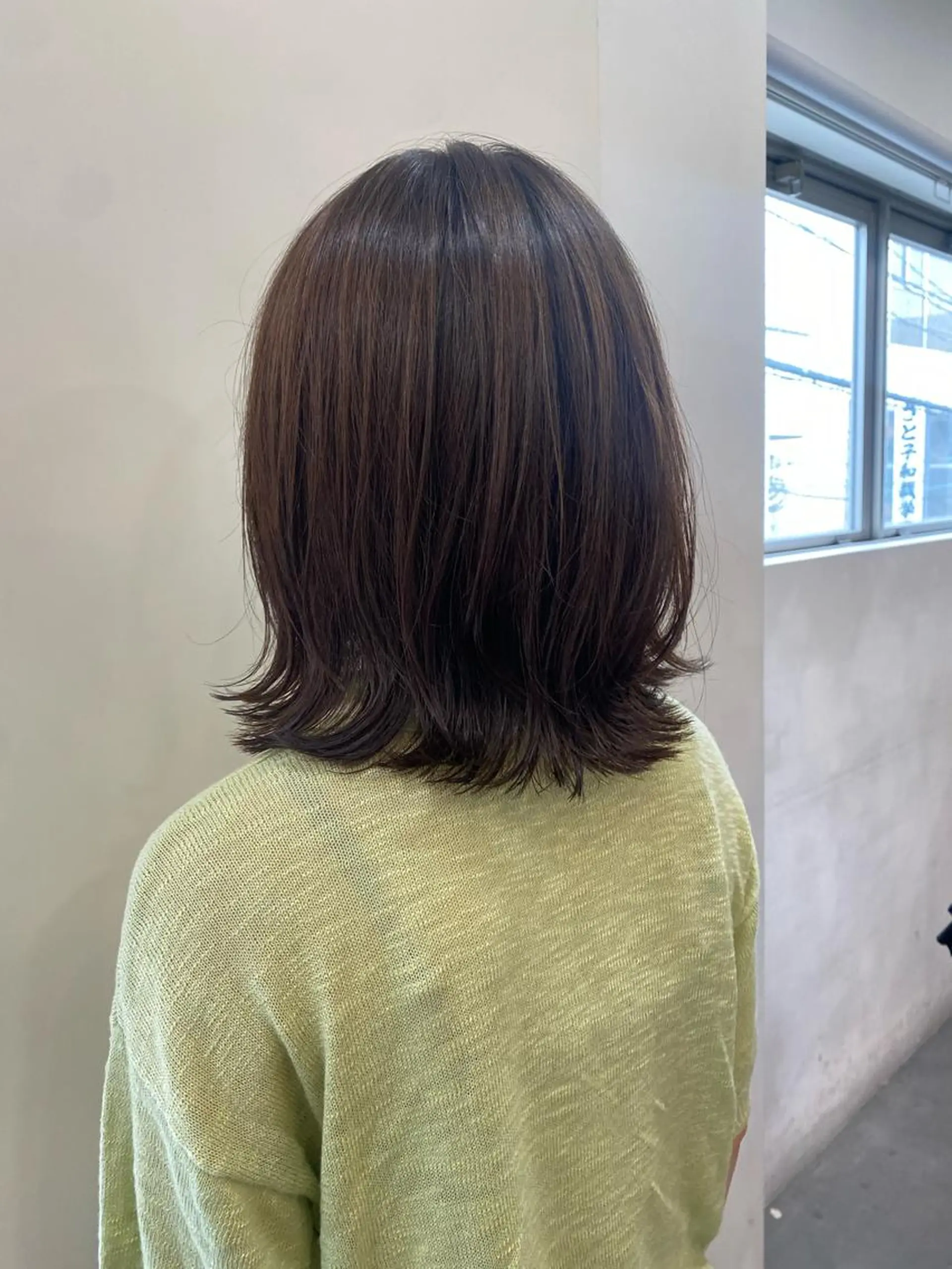 ミディアム 外ハネヘア 藤原 侑香のヘアスタイル