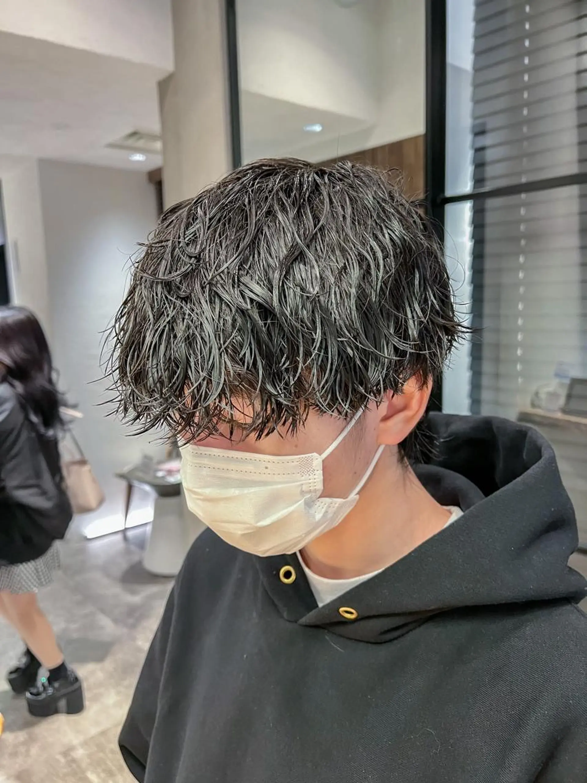 ショート パーマ メンズ カット パーマ トリートメント 波巻きスパイラルパー マ/シャドウパーマ駿のヘアスタイル