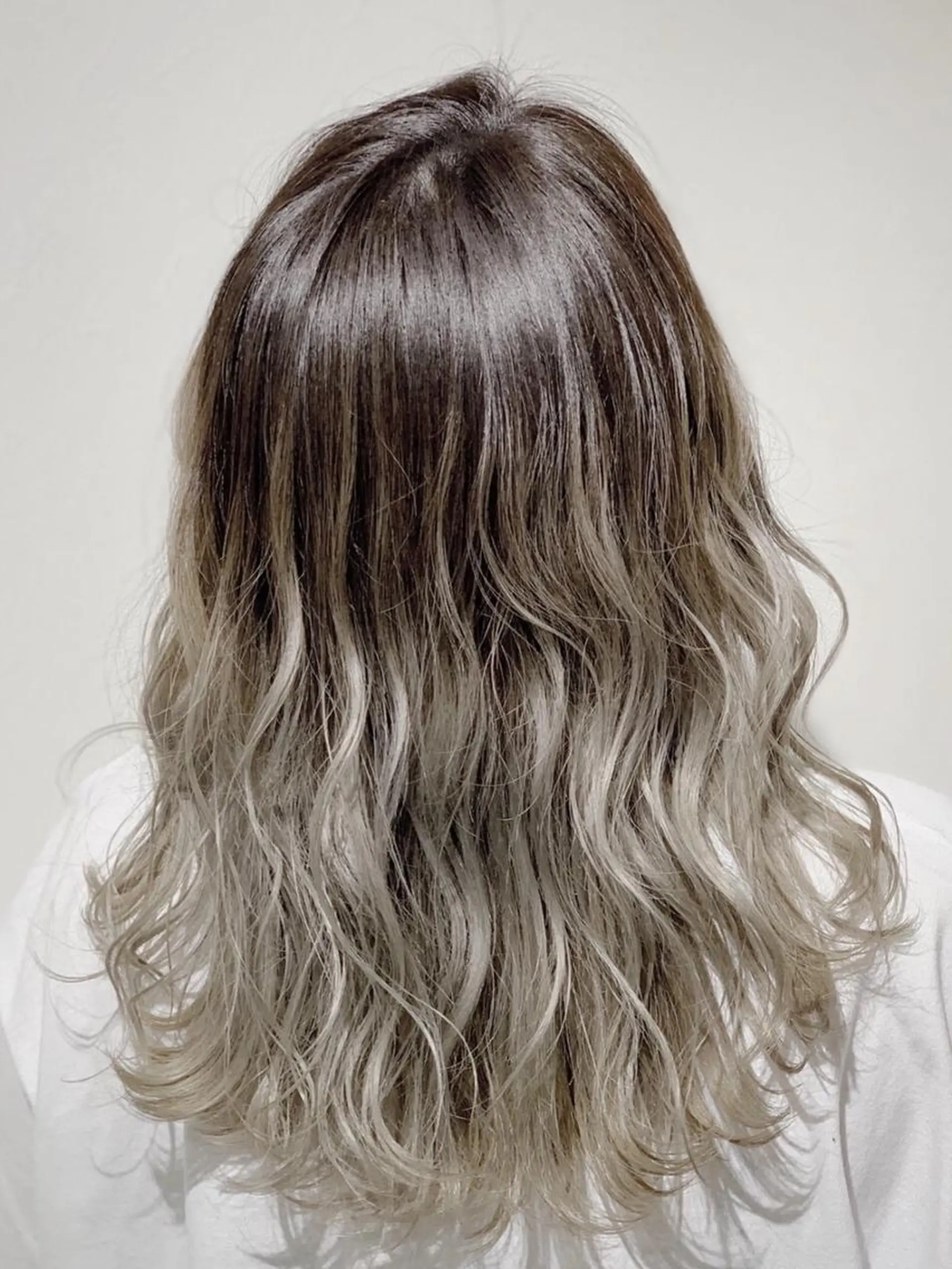 ロング カラー パーマ ヘアアレンジ レミーエクステ大阪 Device梅田のヘアスタイル