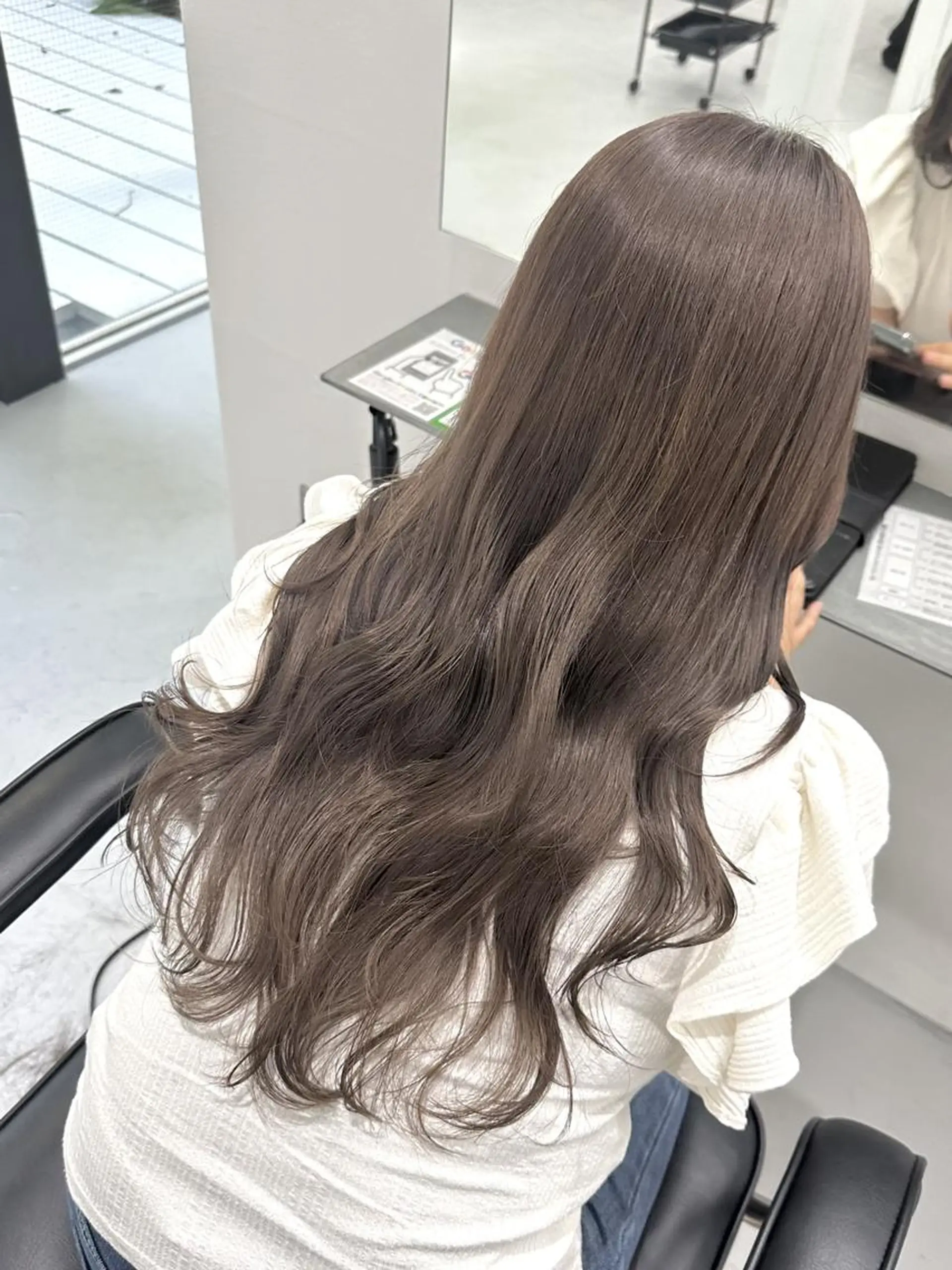 ミディアム ピンクベージュ/新潟 万代/高橋桃葉🍑のヘアスタイル