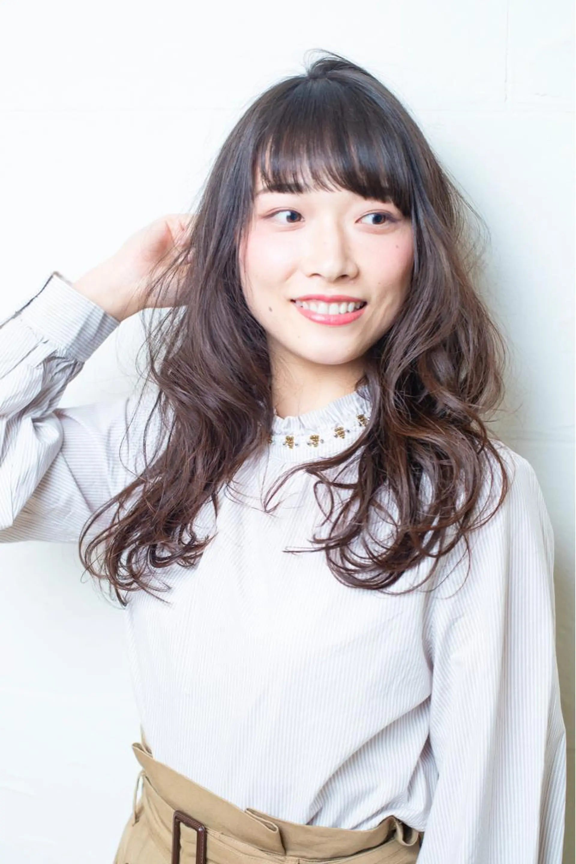 ロング 村山 豪歩のヘアスタイル