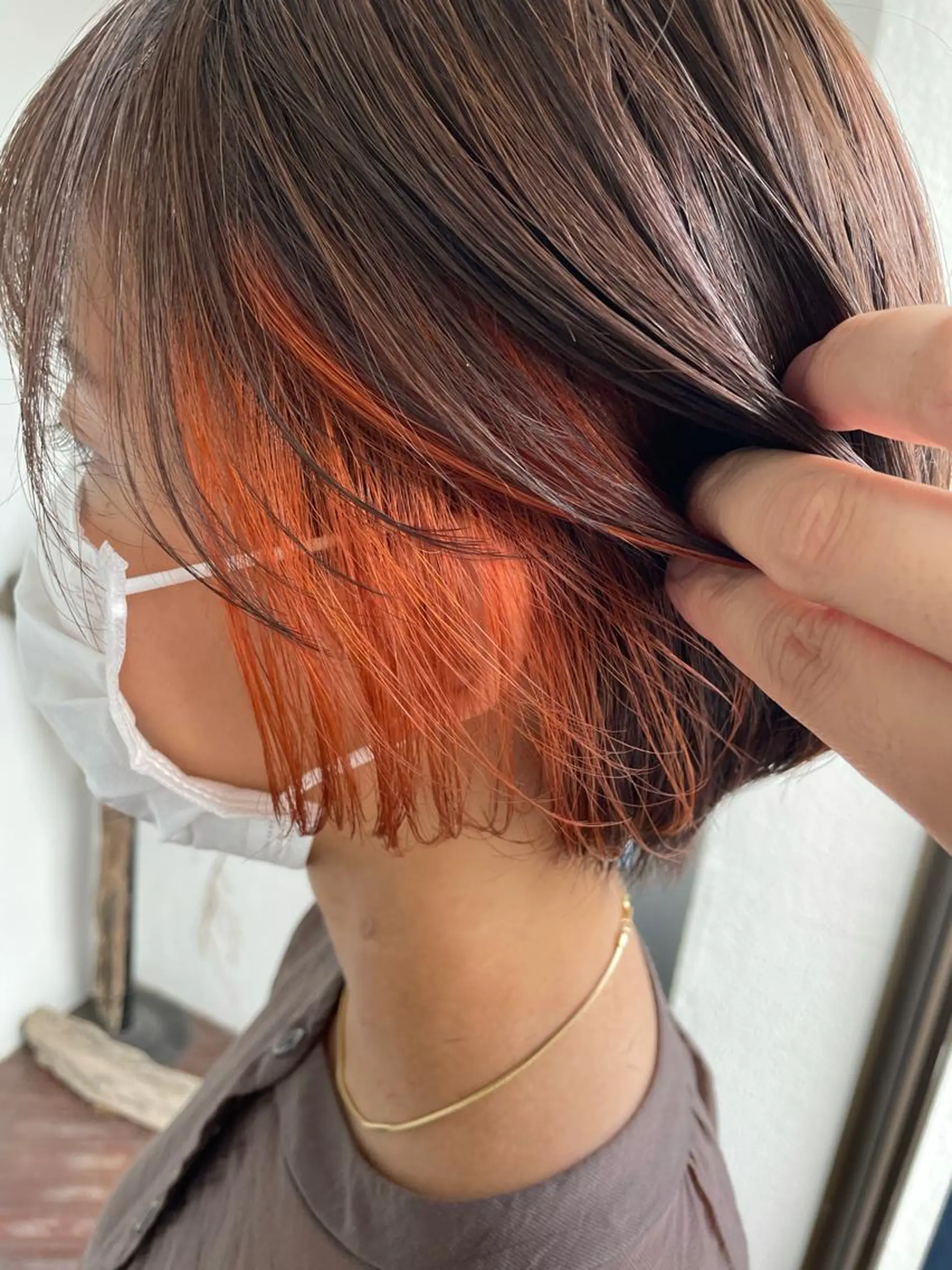 ミディアム カラー インナーカラー オレンジ 大嶋 宏隆のヘアスタイル