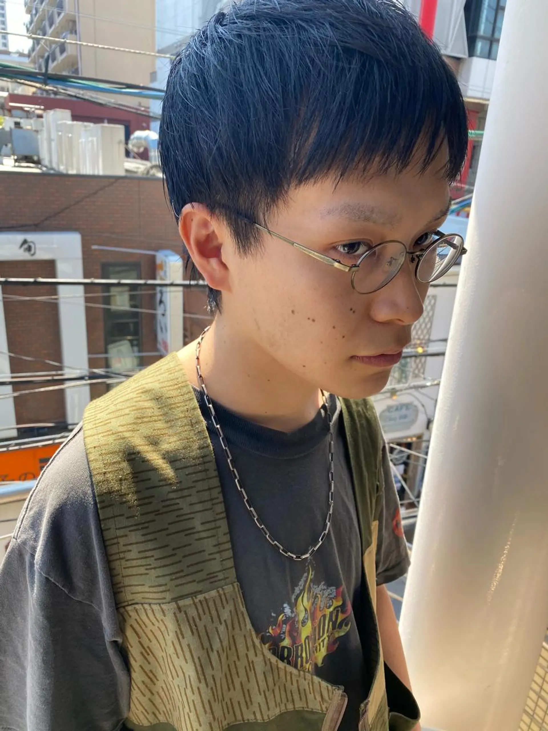 ショート qiie/長友 インナーカラーのヘアスタイル
