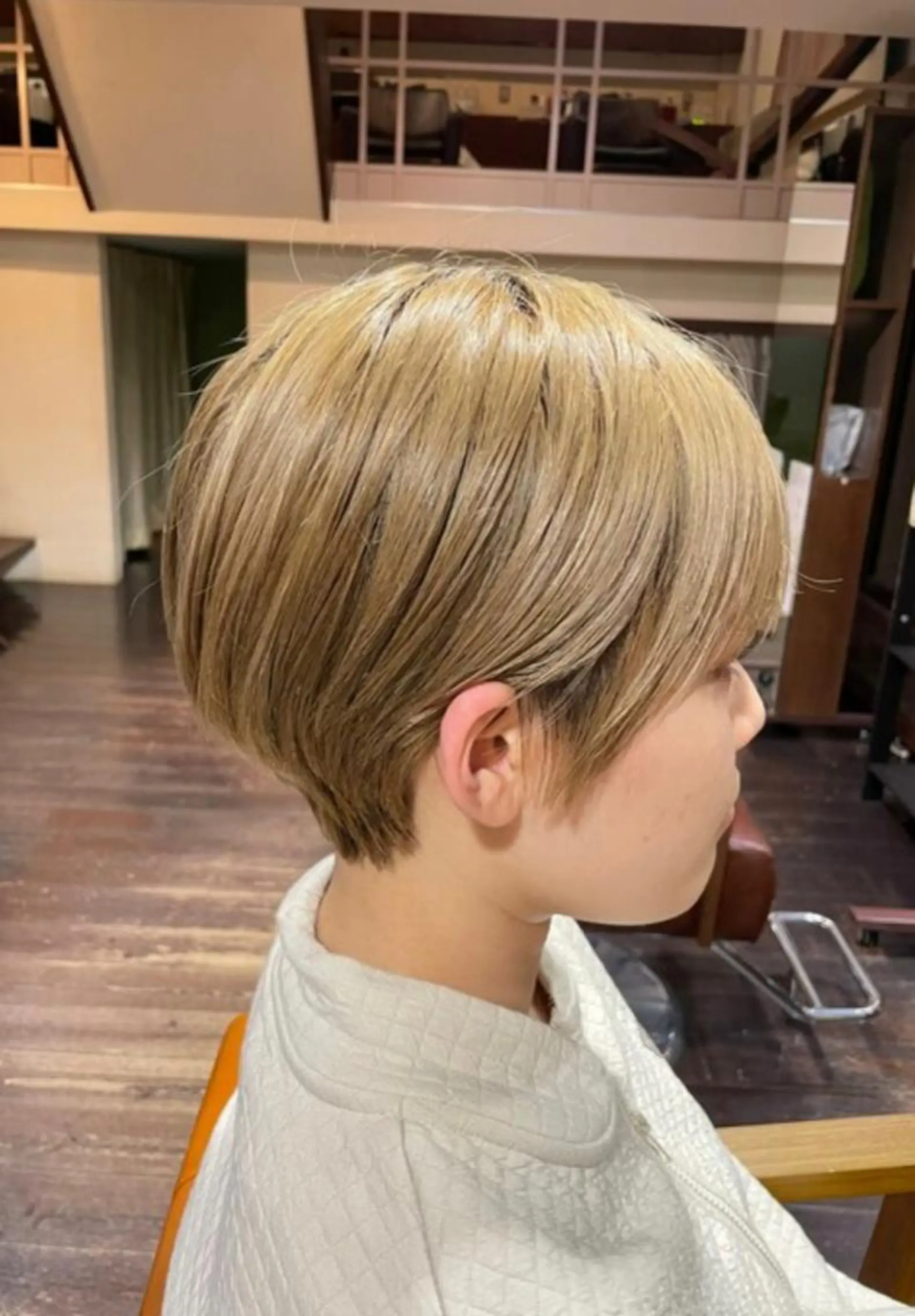 ショート ショートヘア AIRFLOW Another Lagoon所属・横野 朱音のヘアスタイル