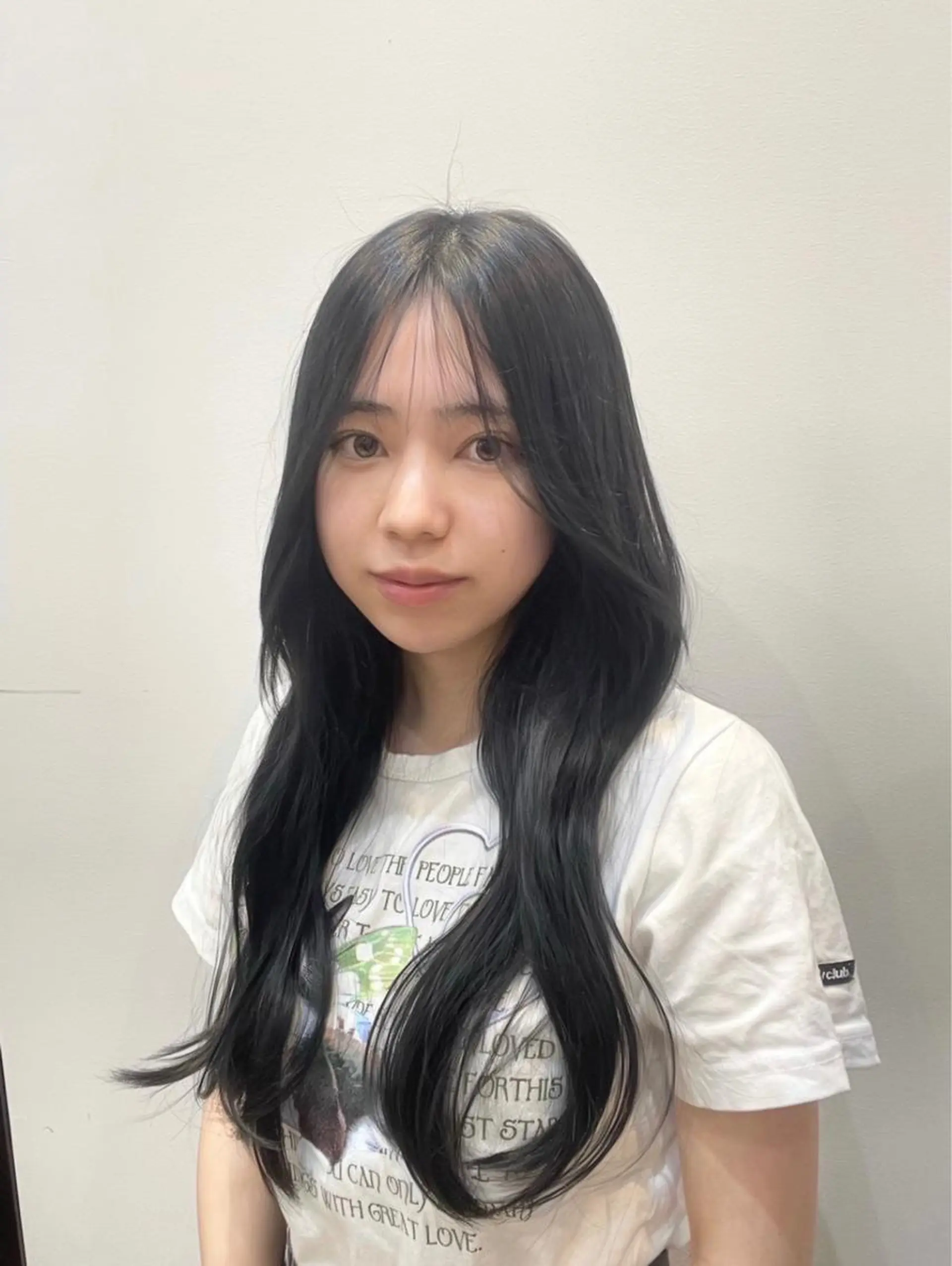 ロング カラー ブルーカラー ヨシンモリ 韓国風ヘア knot by belle所属・Hana❁⃘*.ﾟ Jr.stylistのヘアスタイル