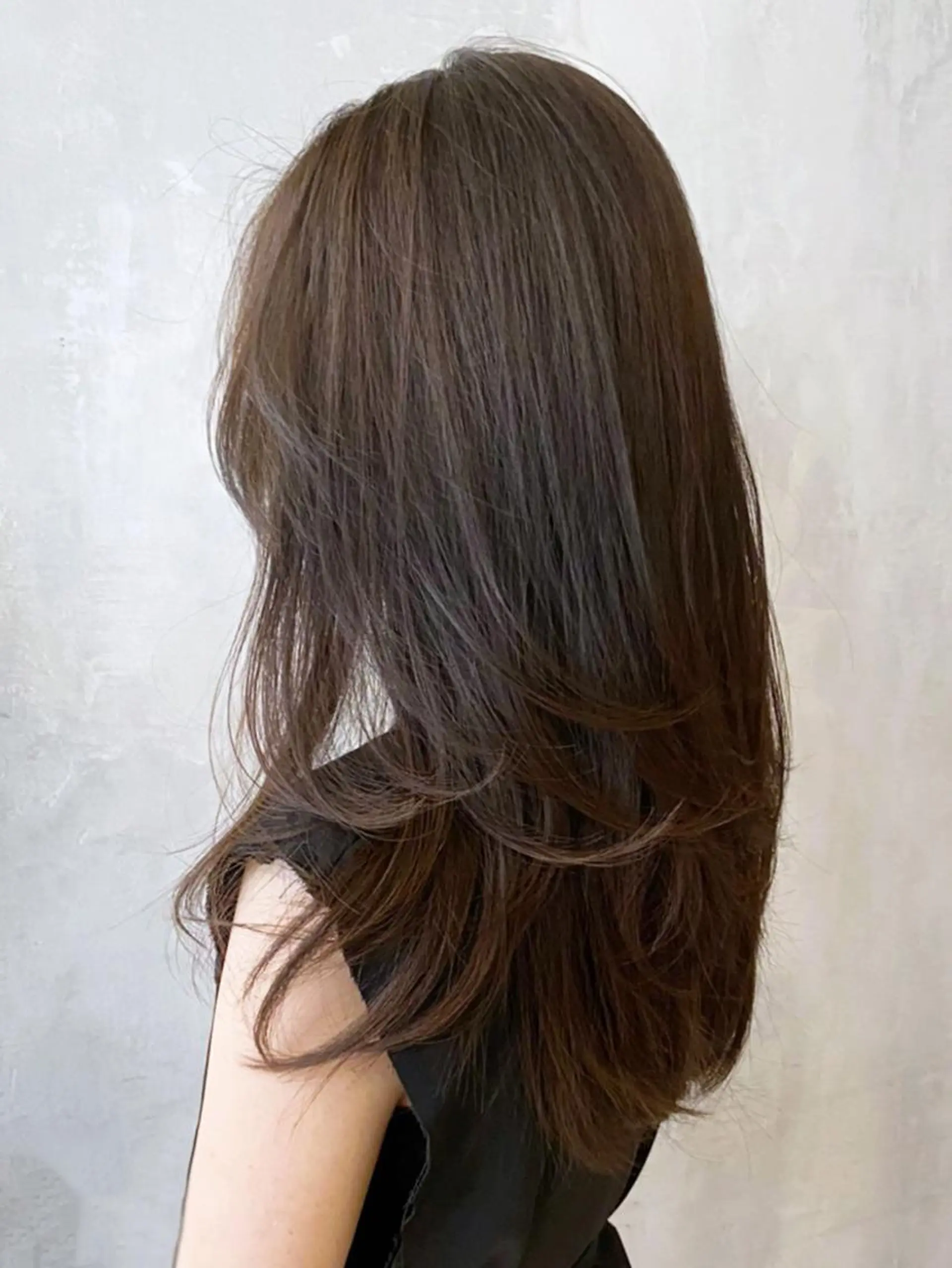 ミディアム パーマ カラー ヘアアレンジ ブラウンカラー レイヤーカット ITbyALBUM 八王子店のヘアスタイル