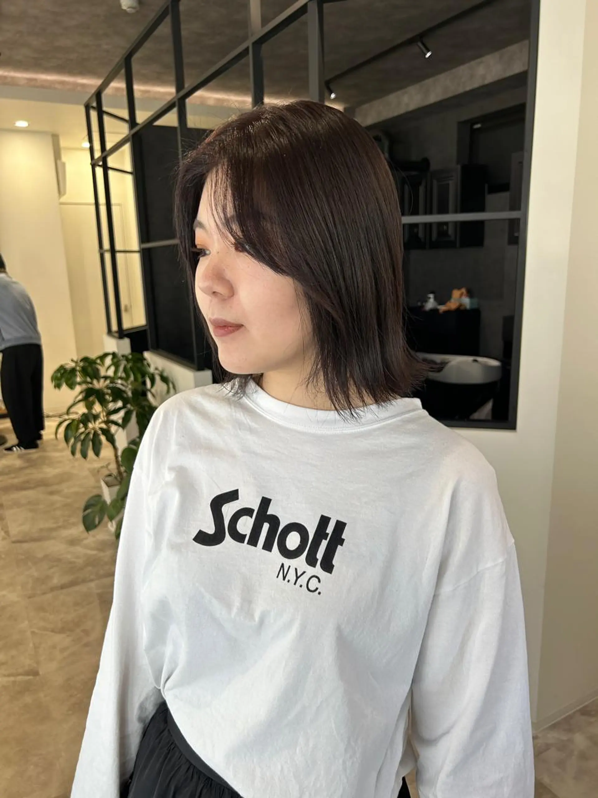 カラー 河野 いずみのヘアスタイル