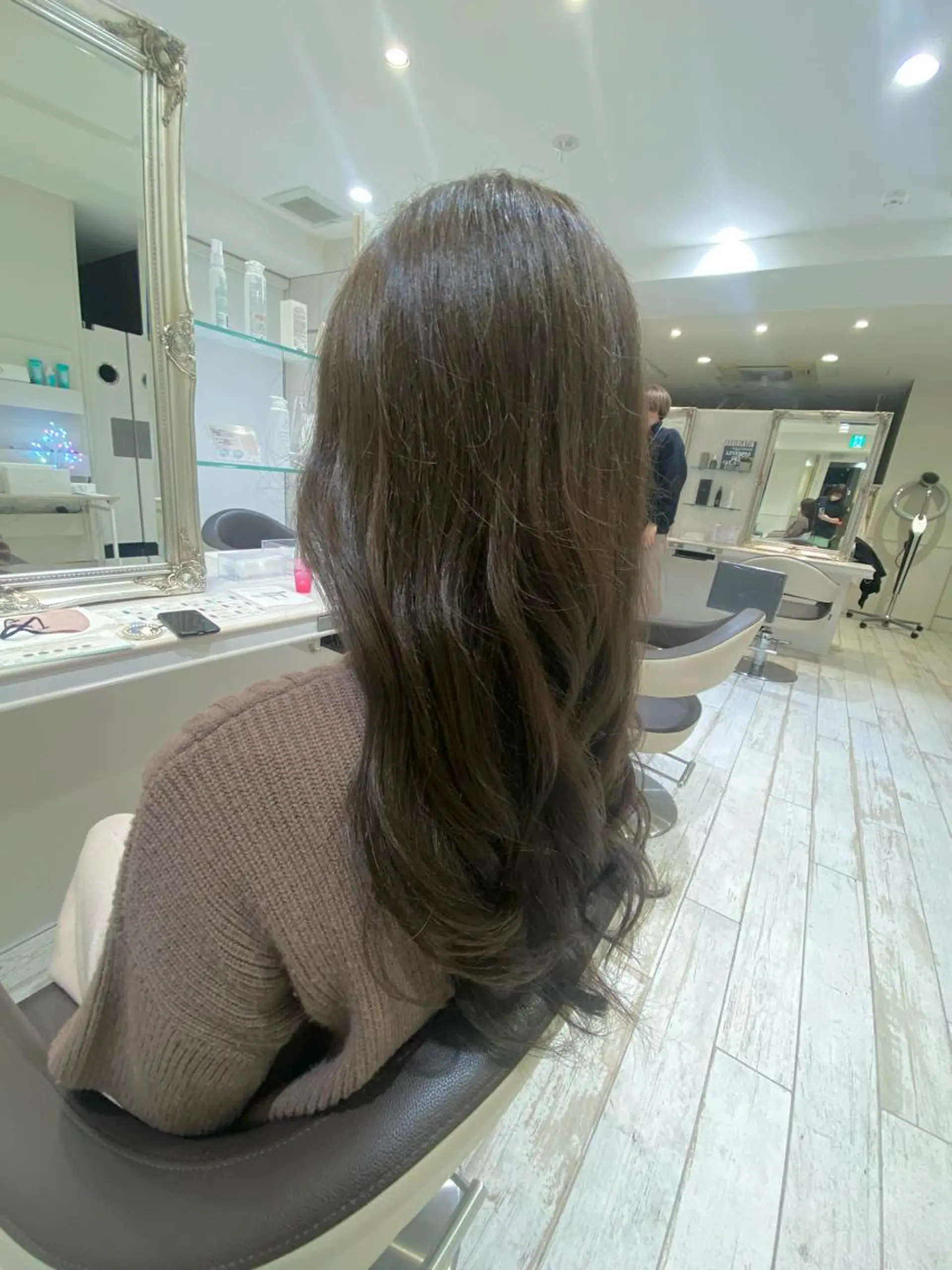 ロング カラー オリーブカラー 大森 悠稀のヘアスタイル