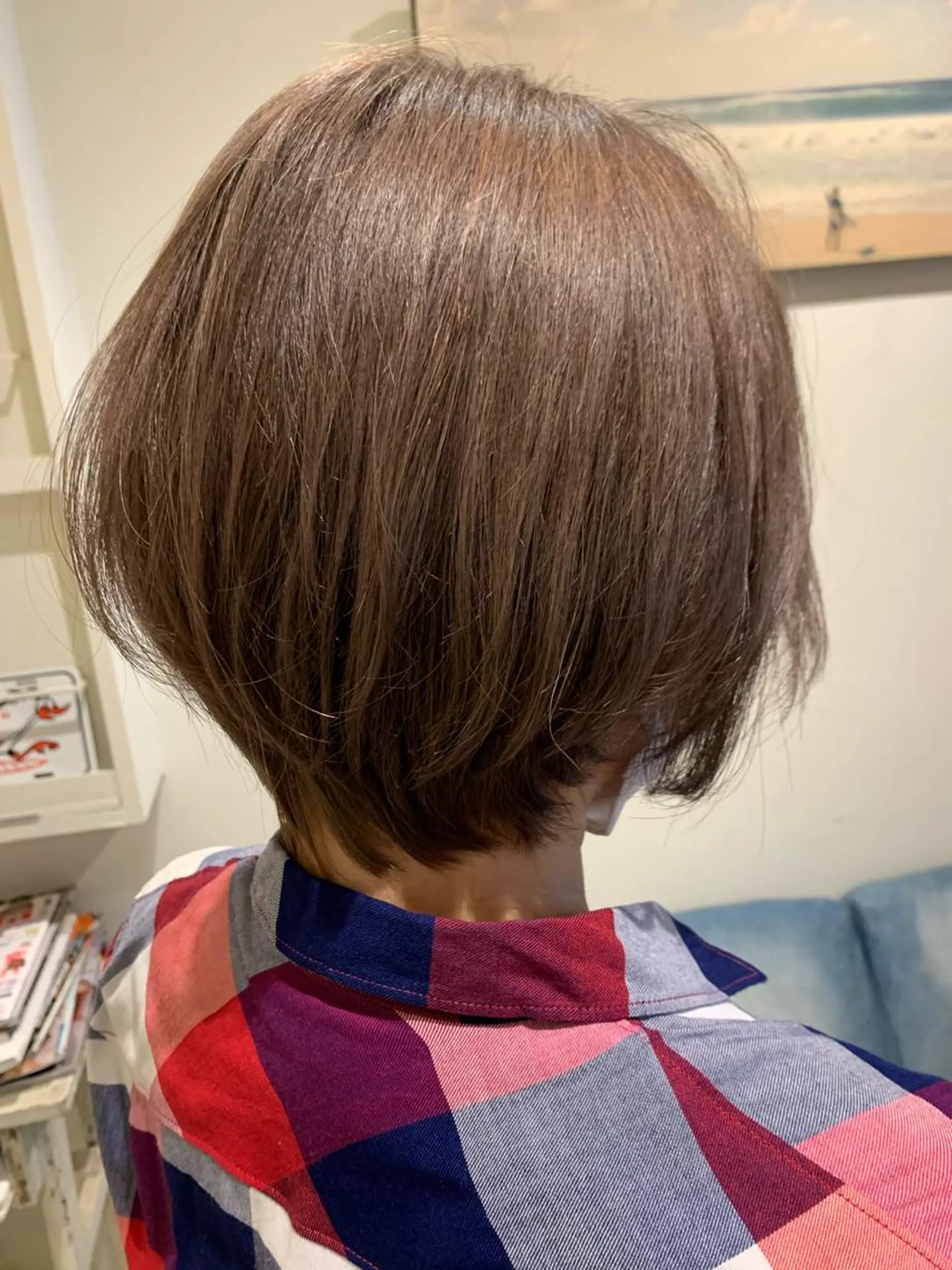 ショート アッシュ アッシュブラウン ショートヘア カット ヘアカラー トリートメント 渋谷ハイトーン/ デザインカラー阿部のヘアスタイル