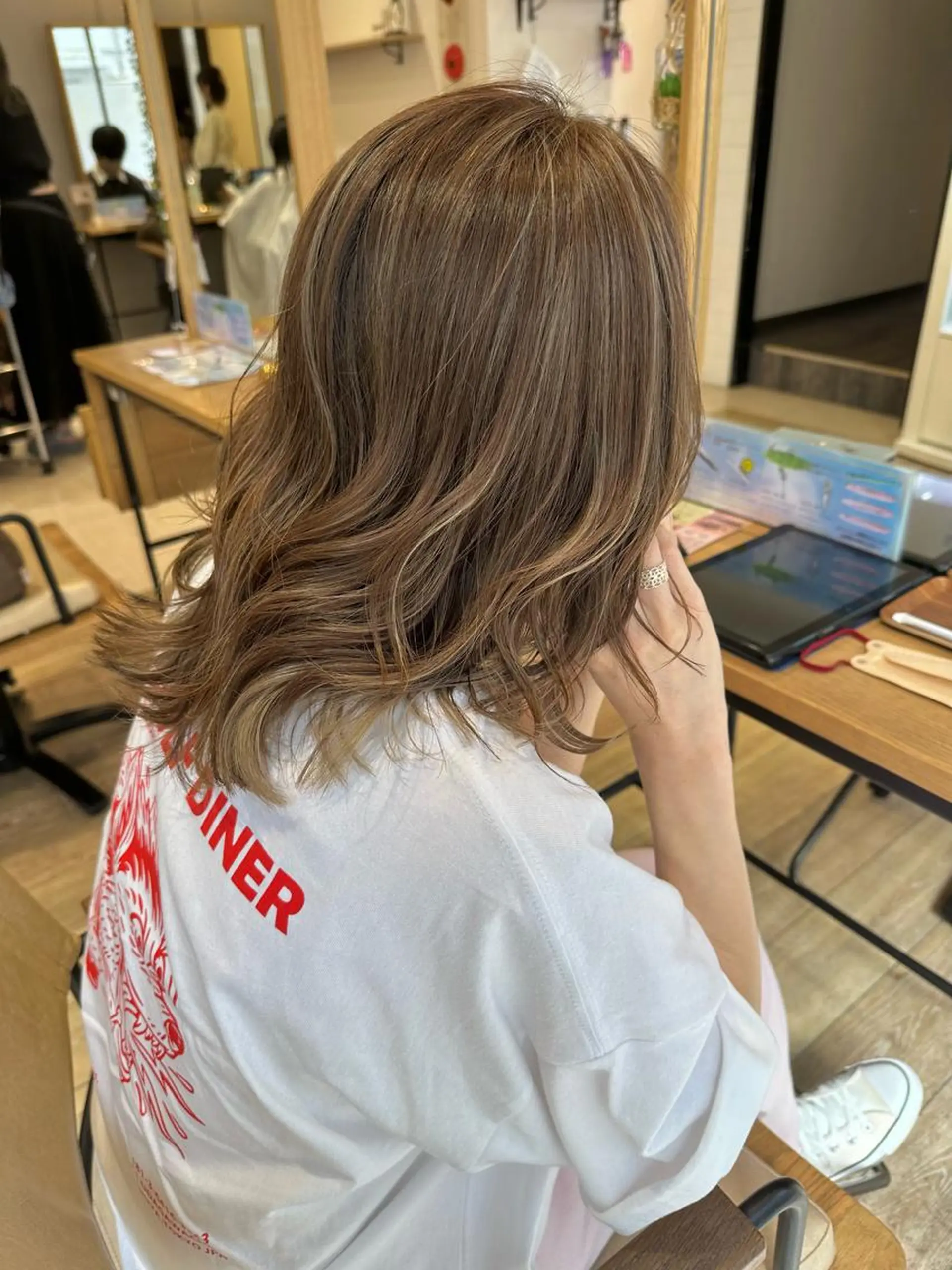ミディアム カラー Ma hoのヘアスタイル