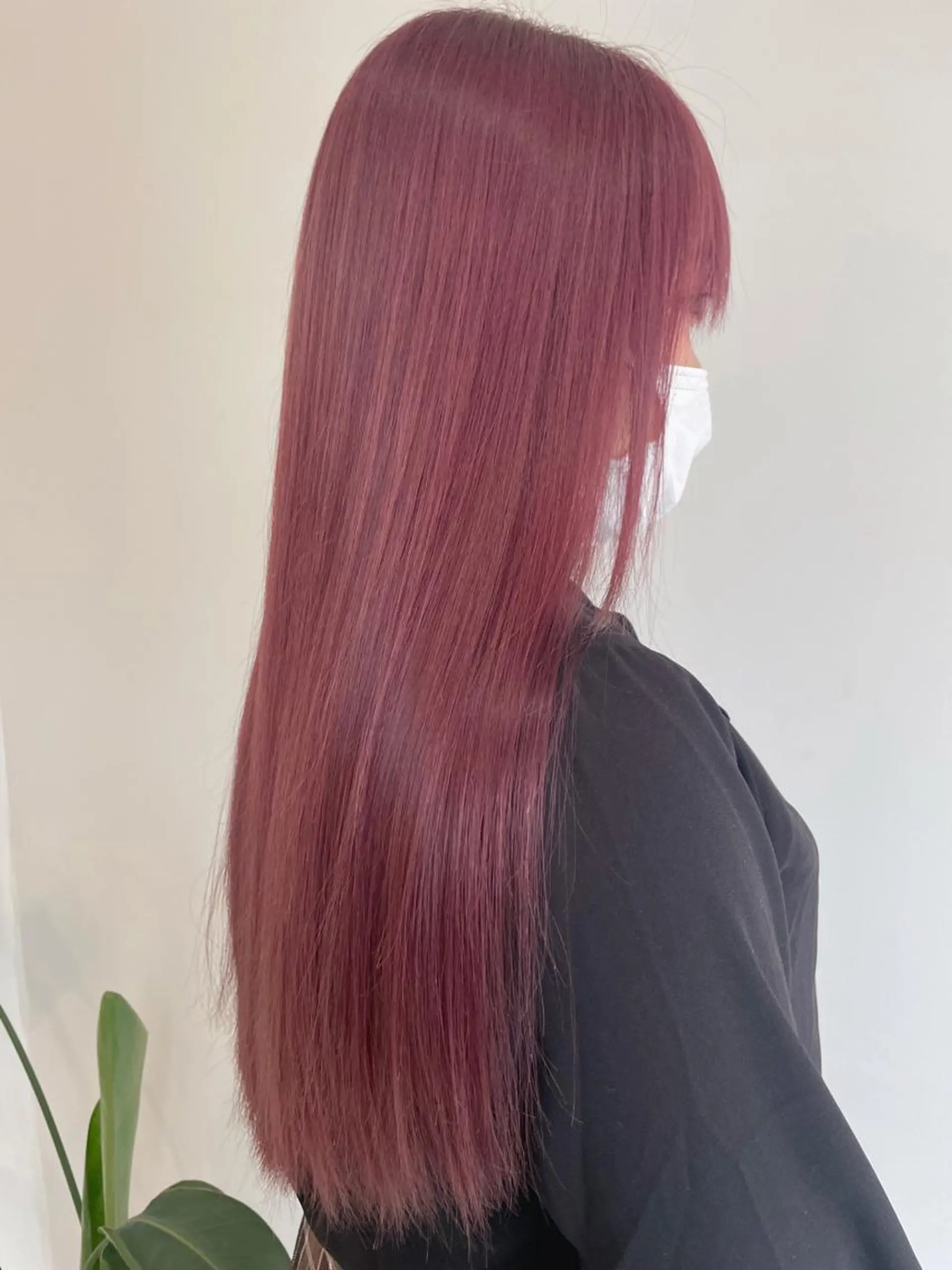 ロング カラー ピンクカラー ヘアカラー トリートメント Rina  のヘアスタイル