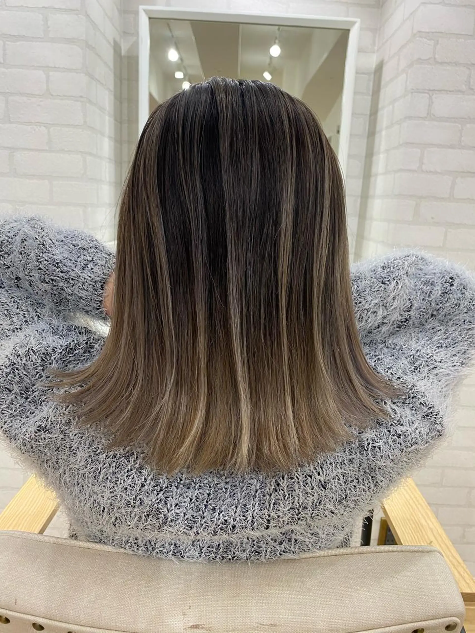 ミディアム カラー ヘアアレンジ カット ヘアカラー トリートメント 久米 治仁のヘアスタイル