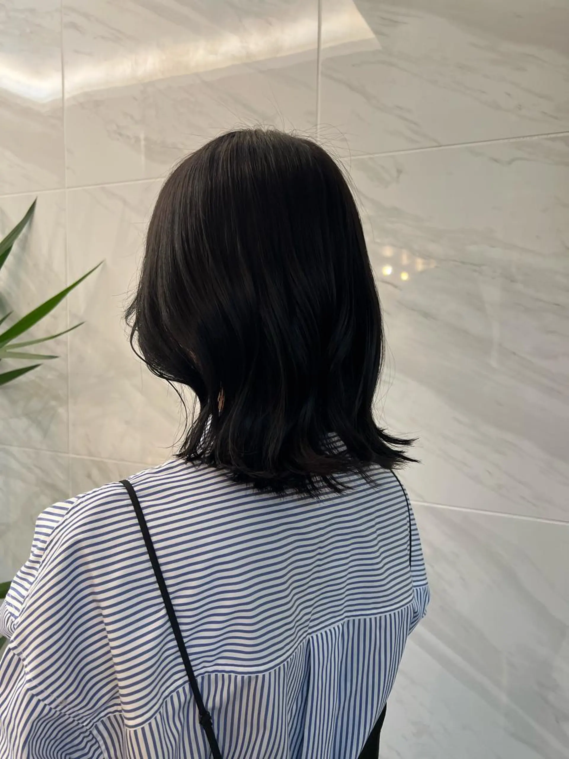 ミディアム くびれヘア カット ヘアカラー 🩶韓国/似合わせ/ さわ🩶のヘアスタイル