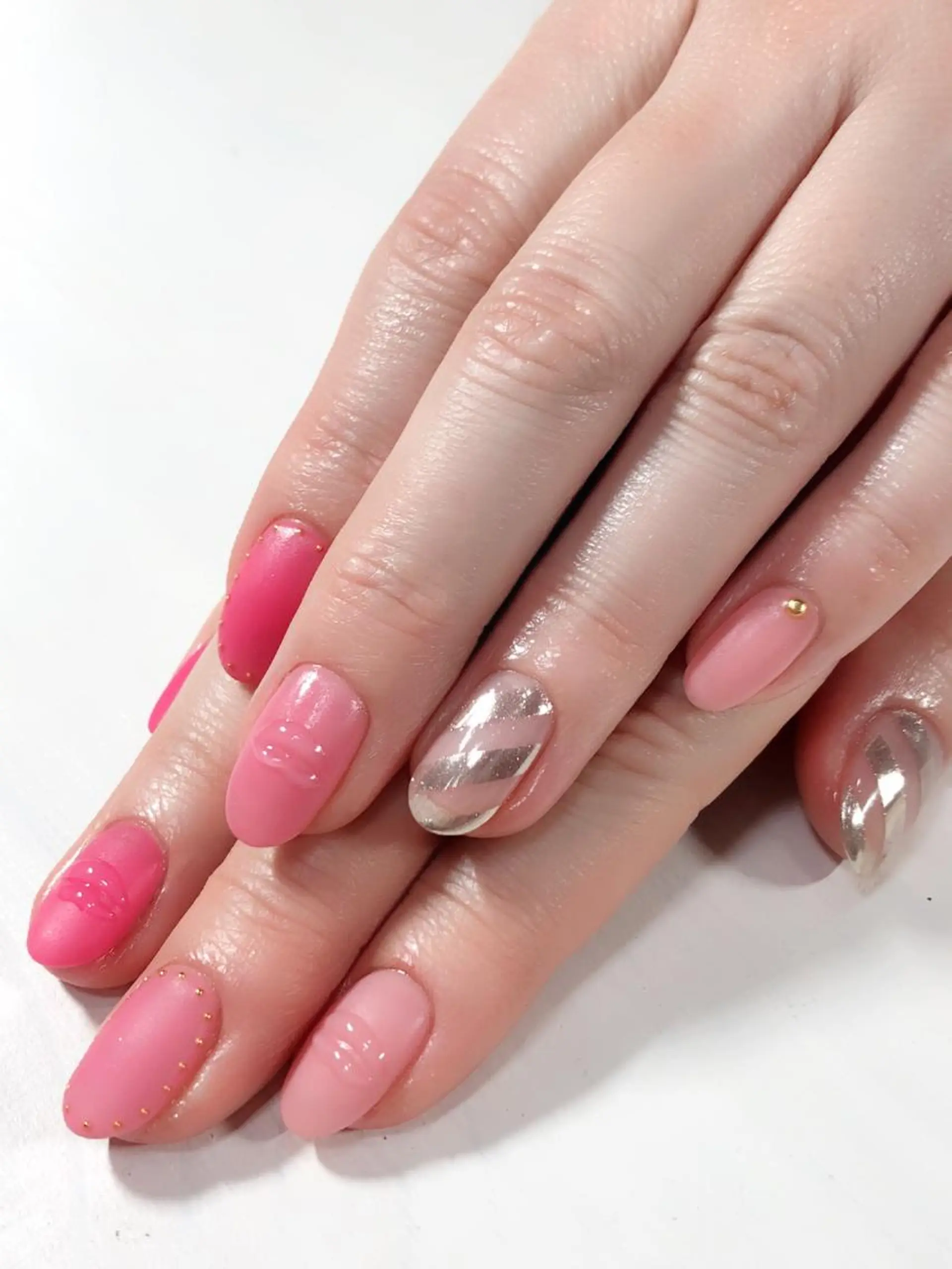 ネイル マットネイル ミラーネイル ハンドネイル atelier la vita所属・lavita. mimuraのネイルデザイン