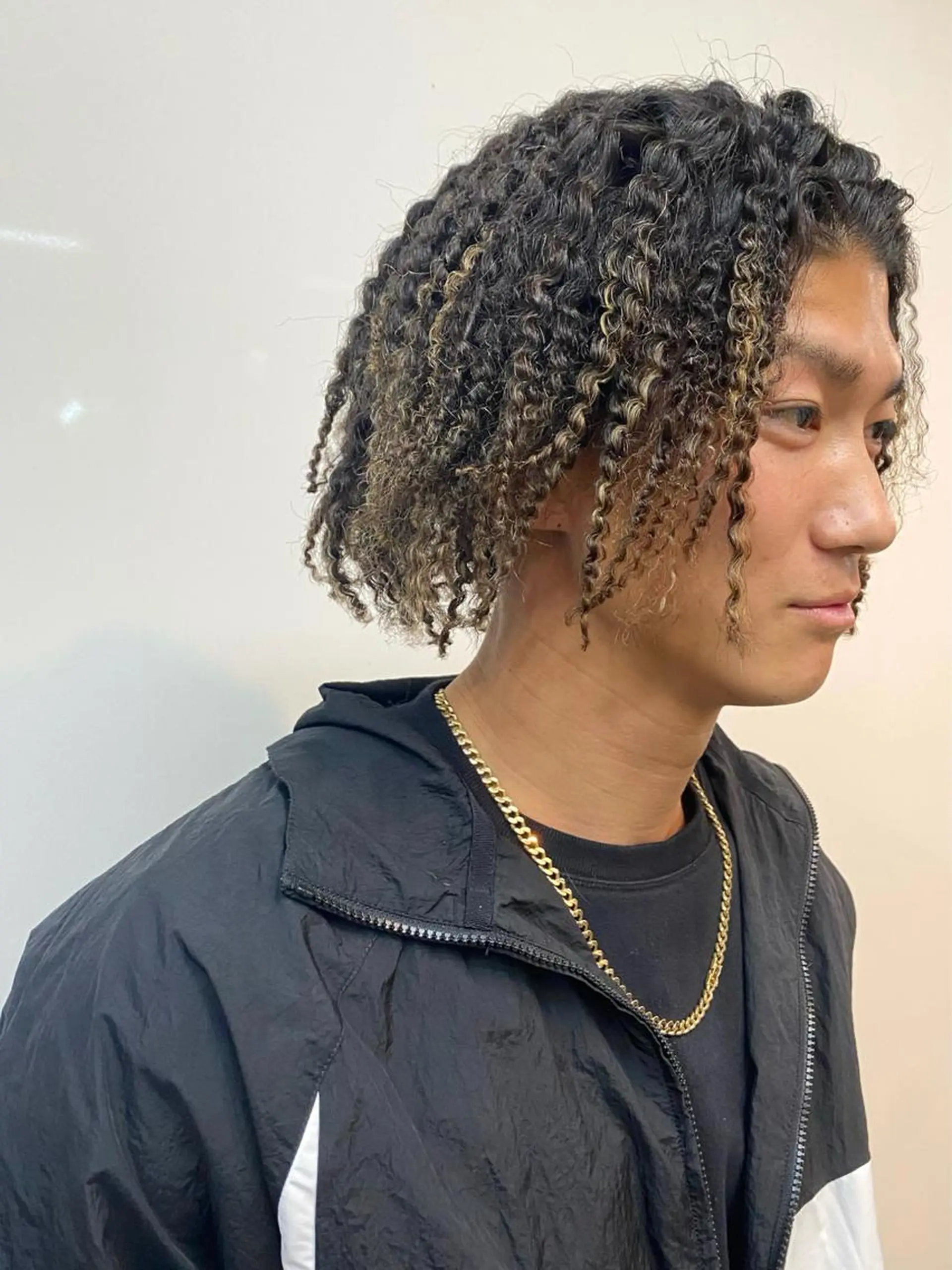 ミディアム ミディアムパーマ カット 桑原 菜摘のヘアスタイル