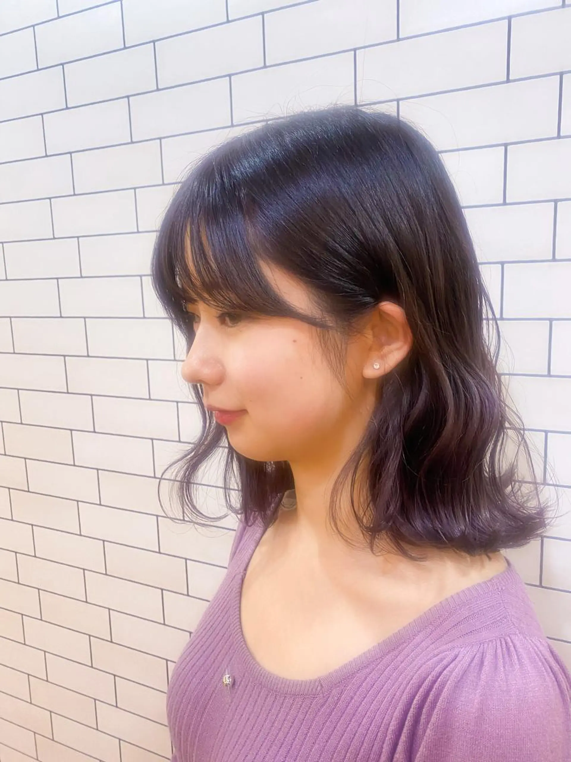 ミディアム カラー アッシュ ラベンダーカラー ラベンダーアッシュ 似合わせカット ヘアカラー トリートメント ヘッドスパ オーストヘアージジ所属・TAI透明カラー 柔らかい縮毛矯正のヘアスタイル