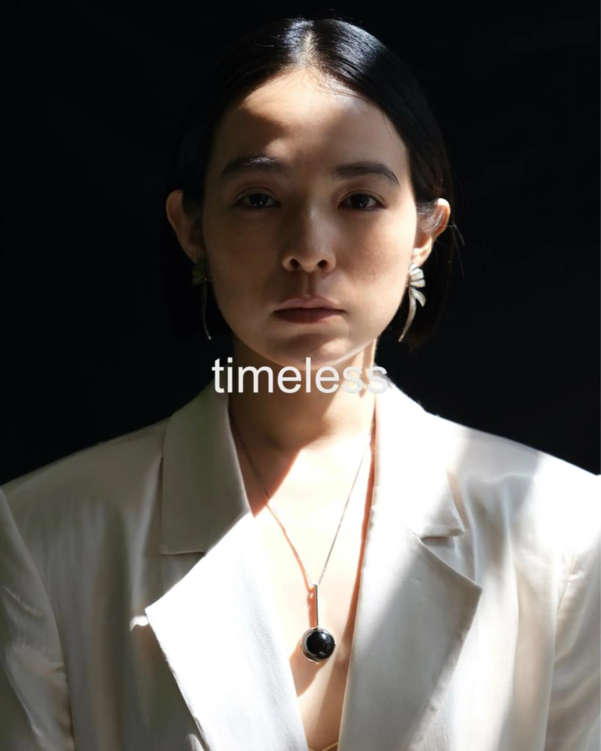 ショート カラー 縮毛矯正 DADACUBIC 齋藤　樹のヘアスタイル