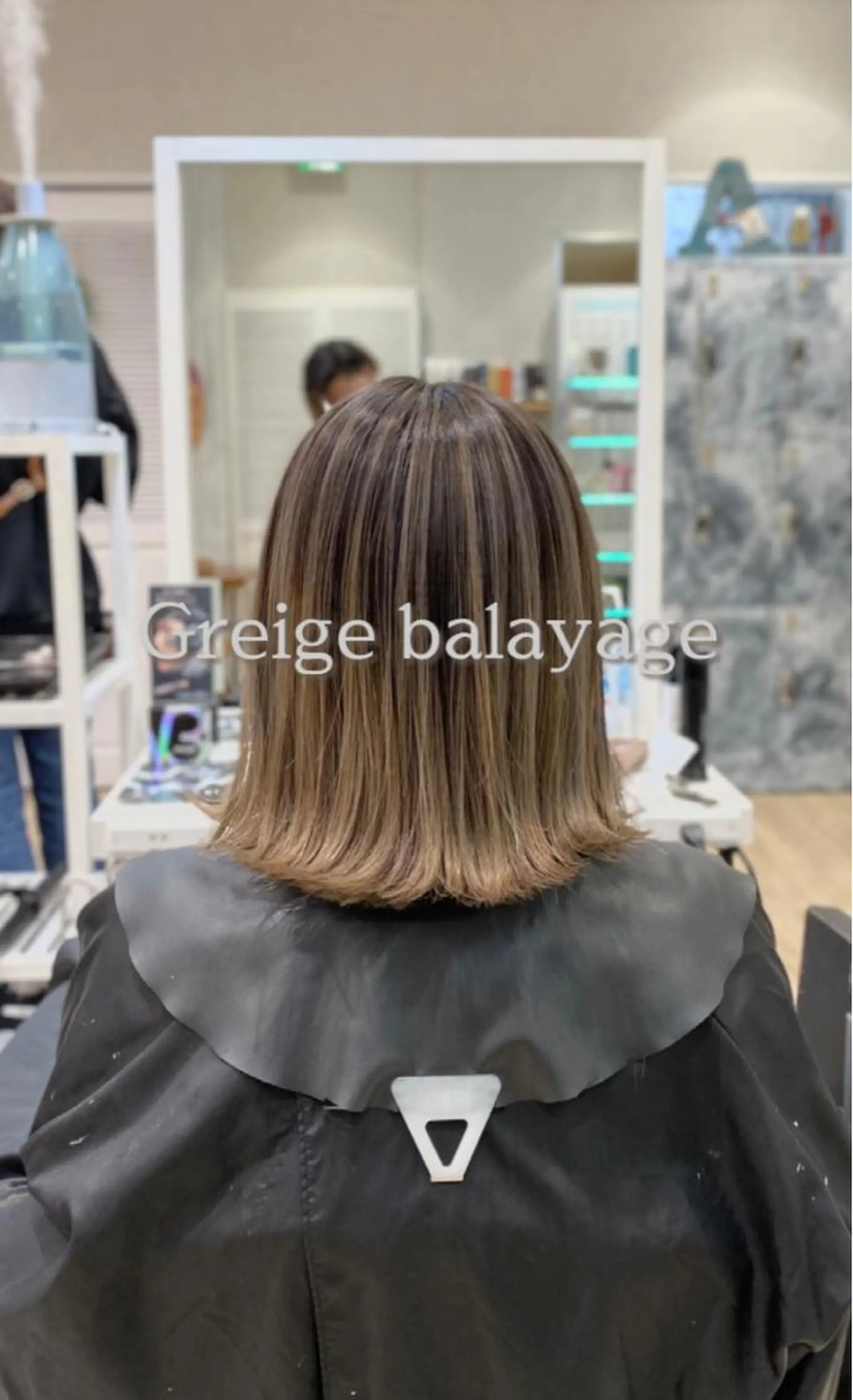 ミディアム レイヤーカット 🌈透明感カラー ✨松田龍也🌈のヘアスタイル