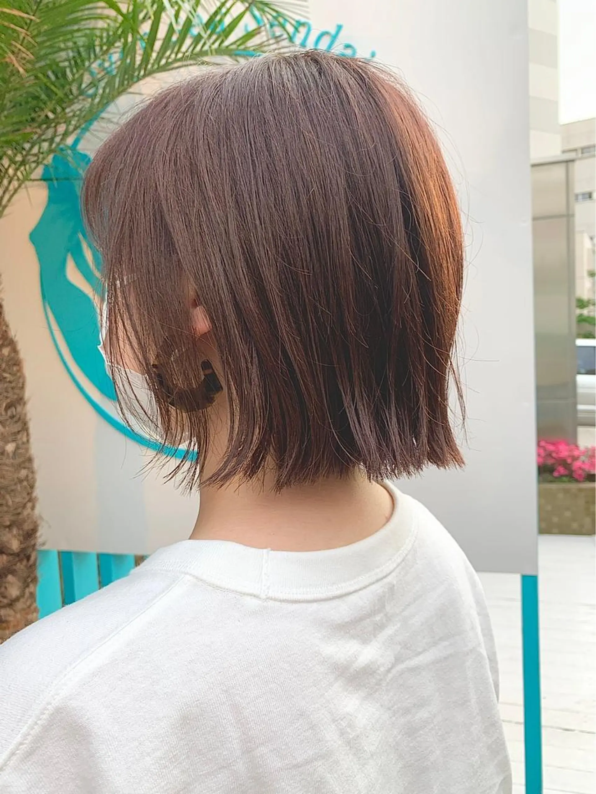 ショート ボブ カット ヘアカラー 井上 亜海のヘアスタイル