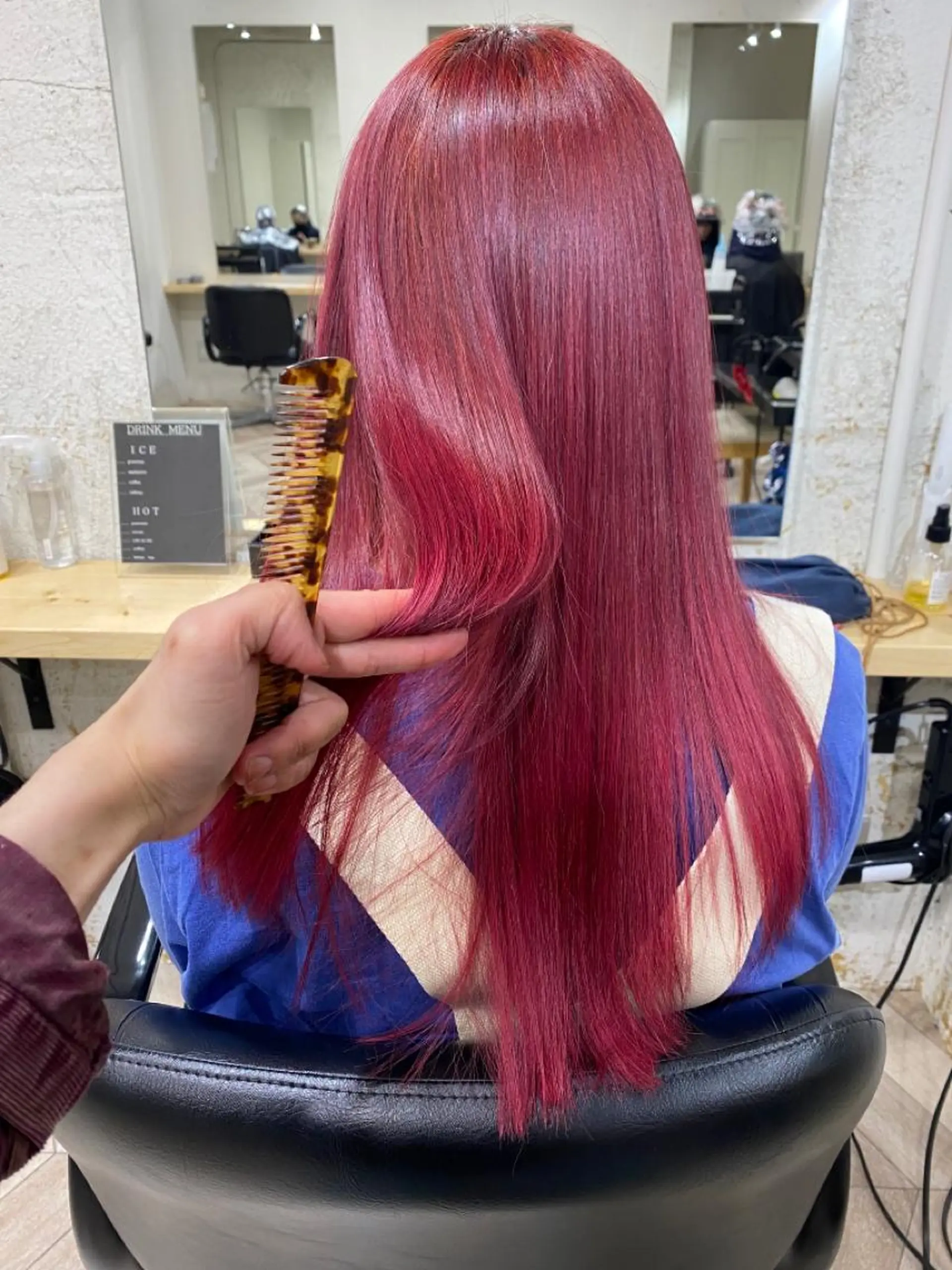 ロング カラー パーマ ヘアアレンジ カット ヘアカラー トリートメント レイヤー/ 透明感カラー/マドカのヘアスタイル
