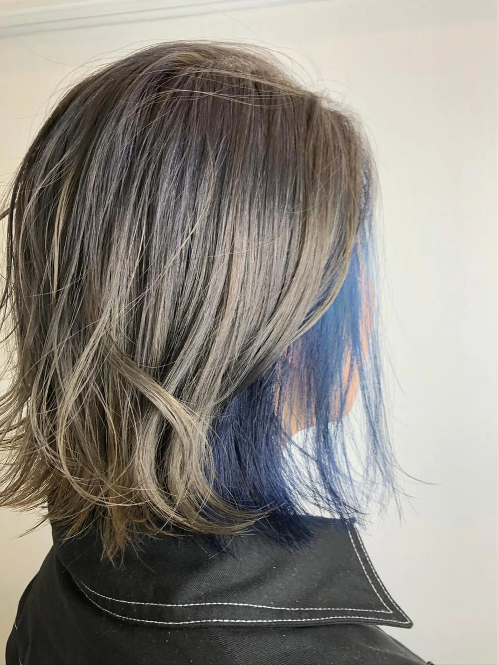 ミディアム カラー リルウヘアー 天王寺のヘアスタイル