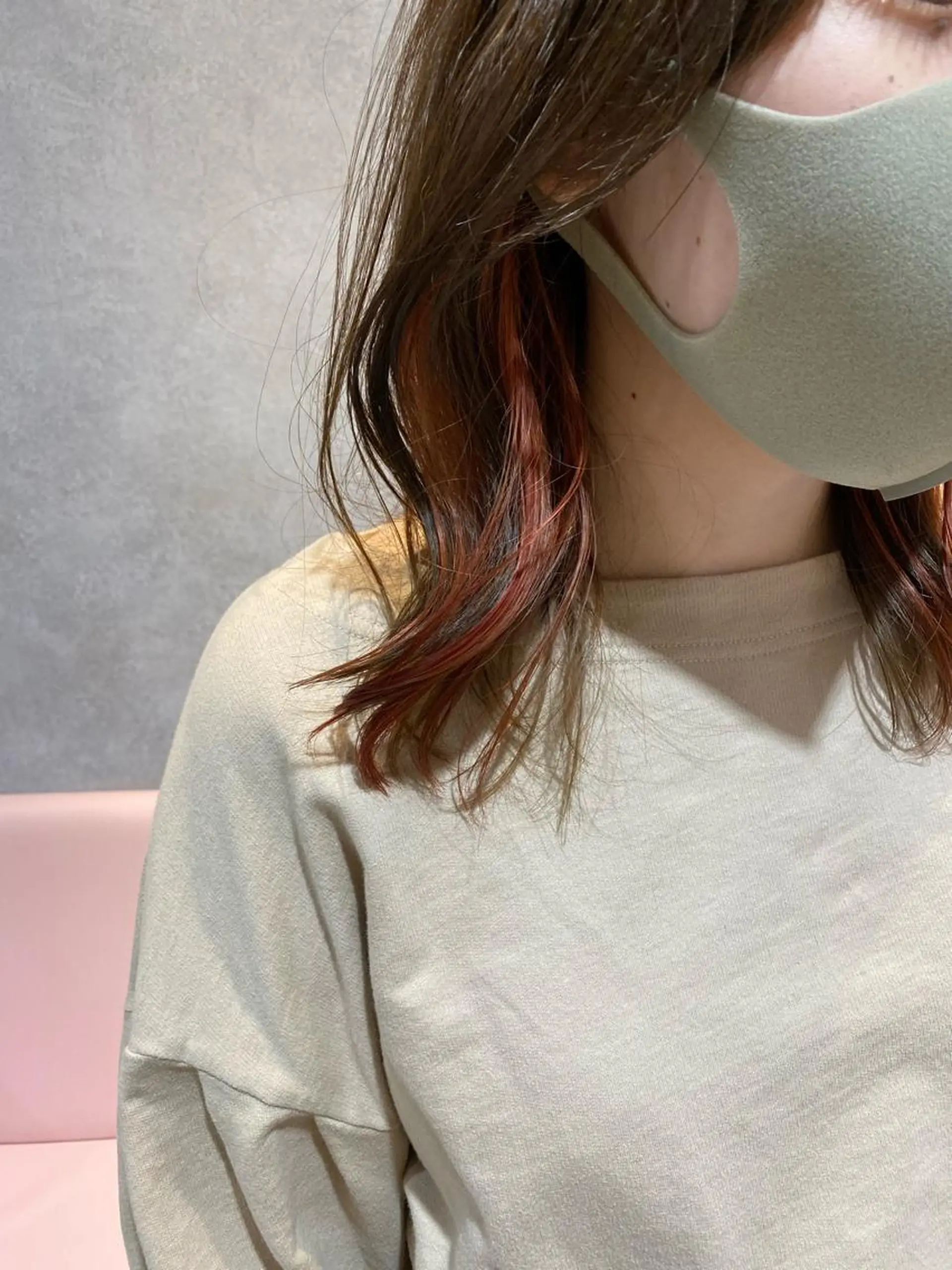 ミディアム カラー パーマ ミディアムパーマ オレンジ 韓国風ヘア 🍑 韓国ヘア 🍑 WATANABEのヘアスタイル