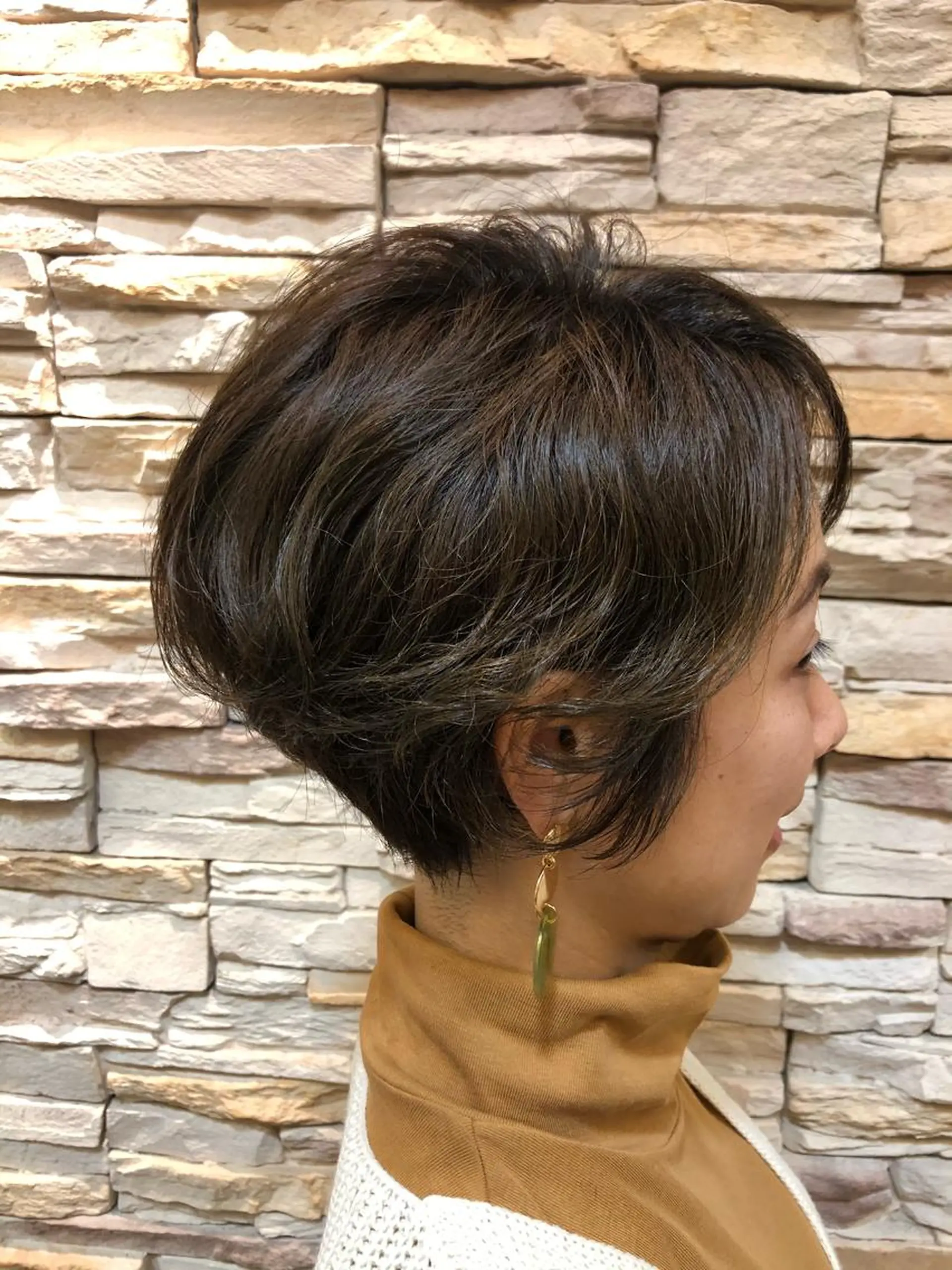 ショート 本多 美羽のヘアスタイル