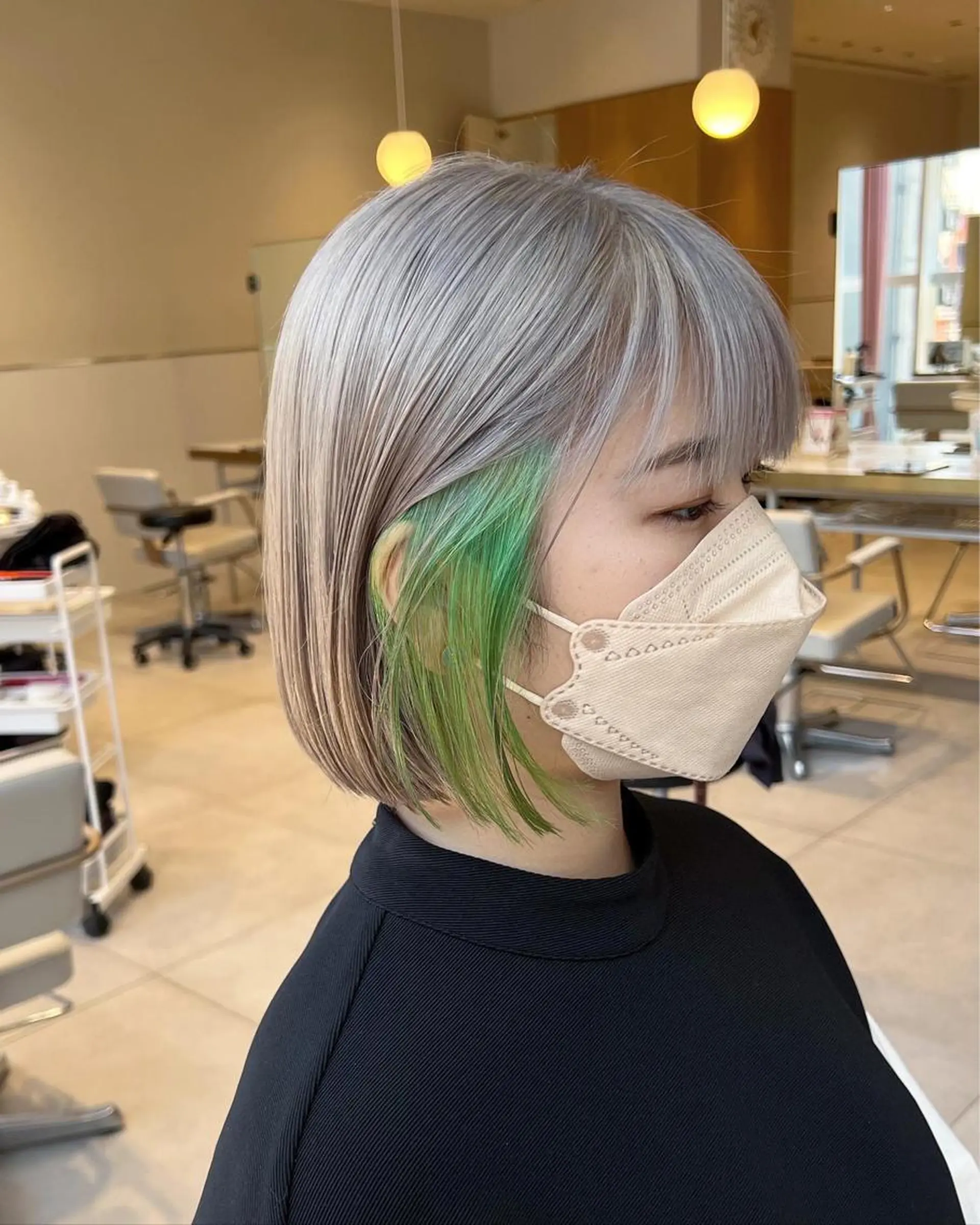 カラー グレージュ ハイトーンカラー インナーカラー ヘアカラー トリートメント レイヤー専門家 ダブルカラー修のヘアスタイル