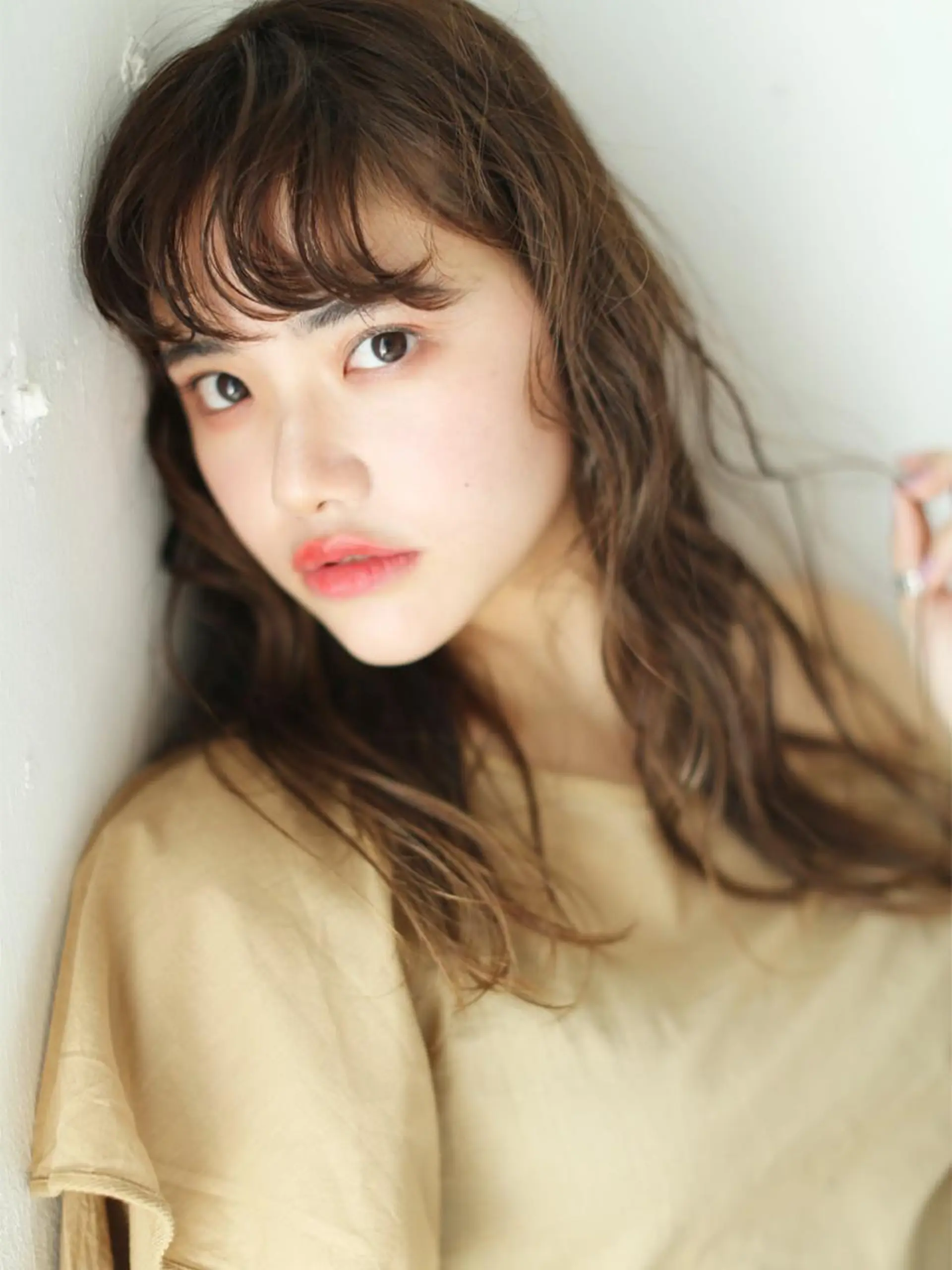 ロング カット ヘアカラー 岡本 尚晃のヘアスタイル