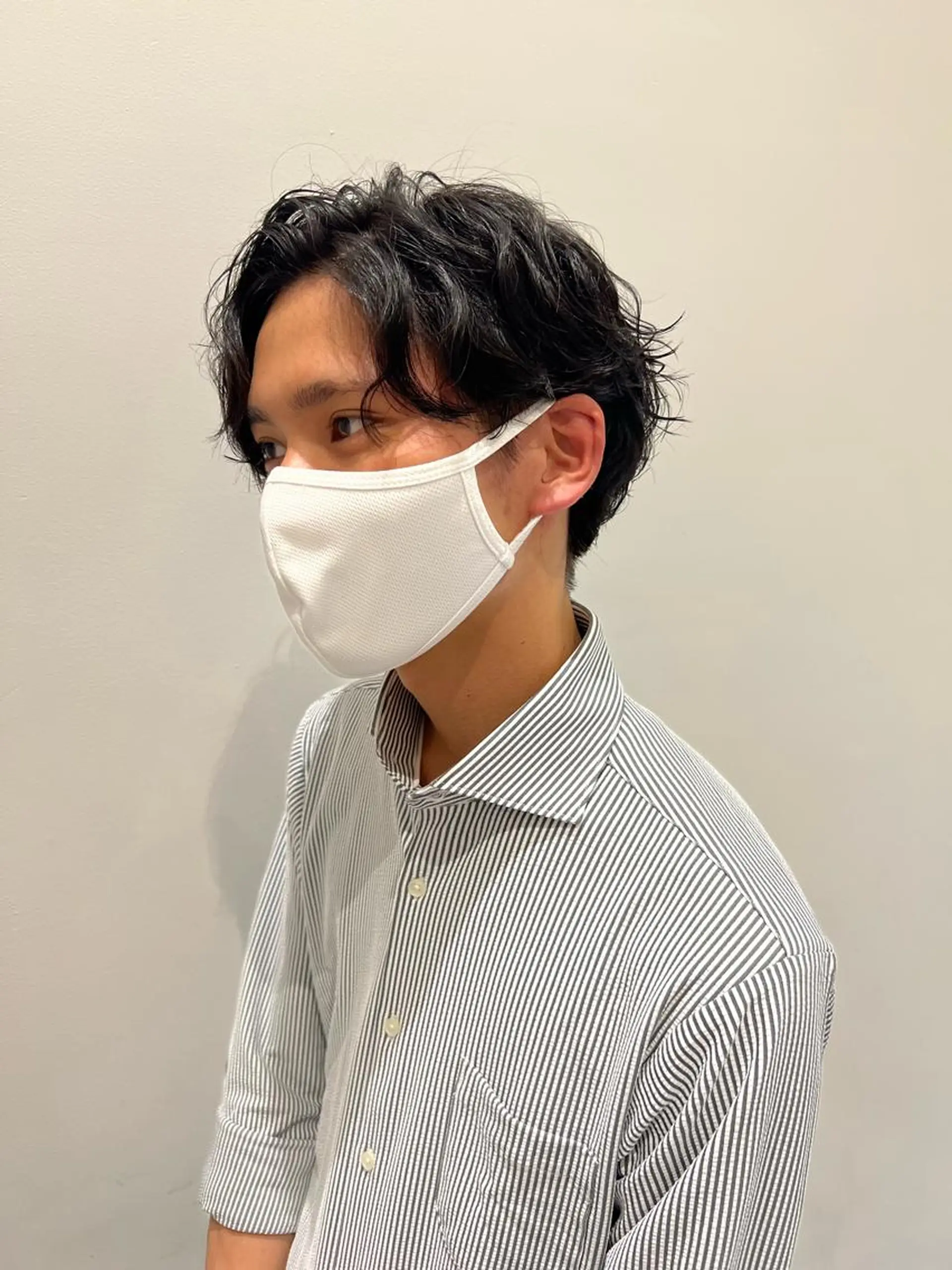 ショート メンズ メンズパーマ 刈り上げ カット パーマ 村山 豪歩のヘアスタイル