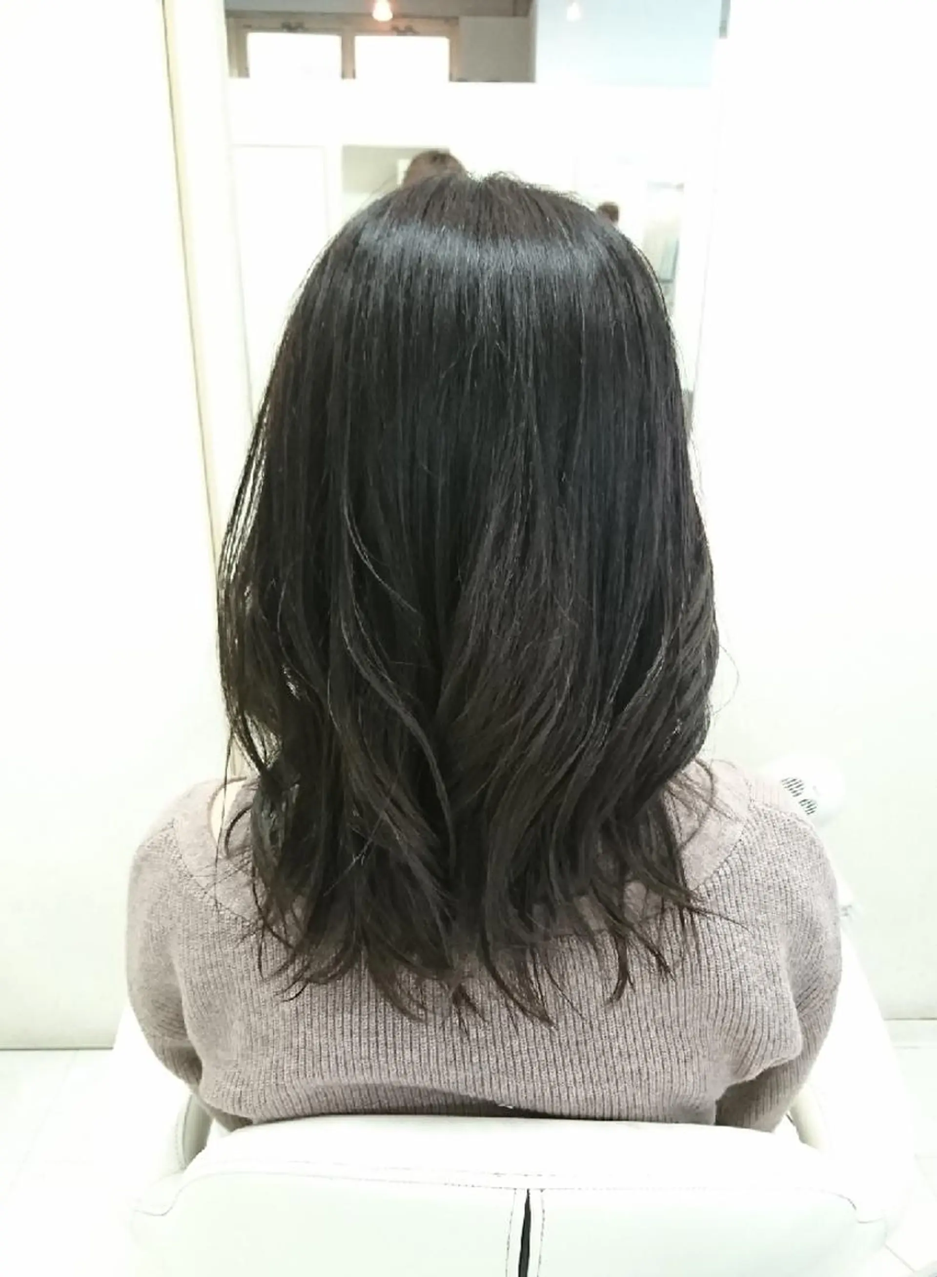 セミロング 韓国風ヘア レイヤーカット カット ヘアカラー nagane sayakaのヘアスタイル