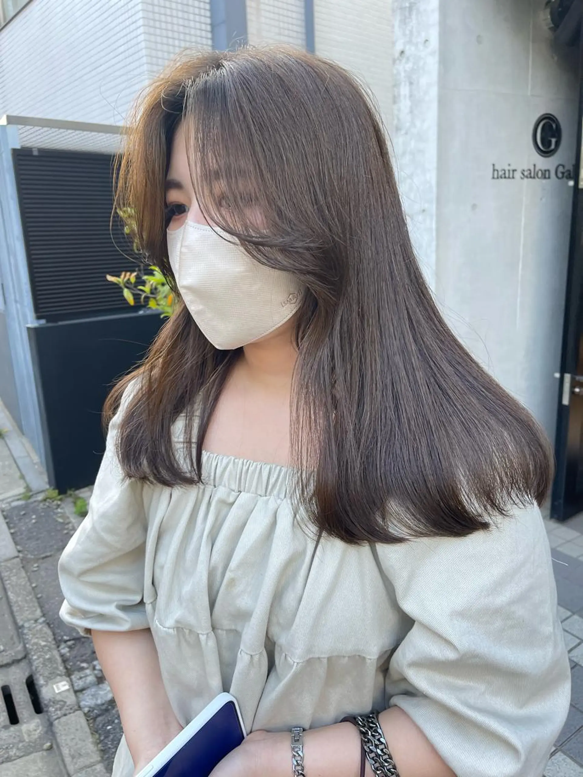 ロング カラー オリーブグレー ヘアカラー トリートメント ヘッドスパ ヘアセット ラベンダー/レイヤー カット🤎mamiのヘアスタイル