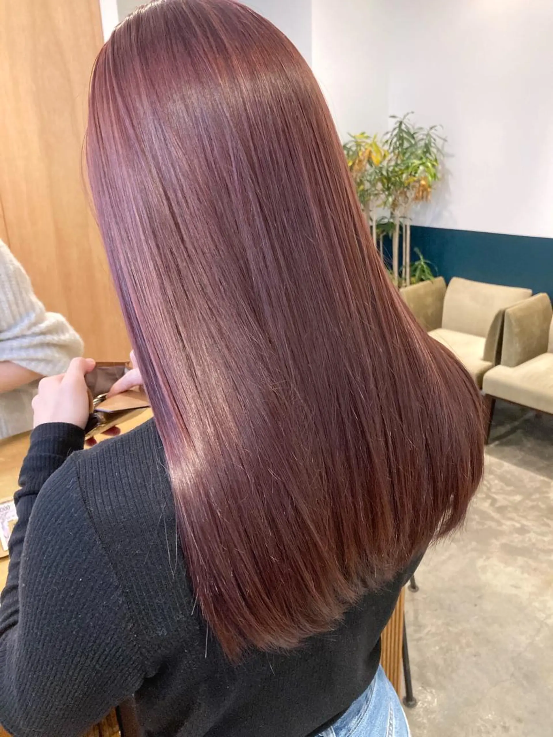 ロング レッドブラウン トリートメント カラーリスト菅野 竜矢🌈のヘアスタイル