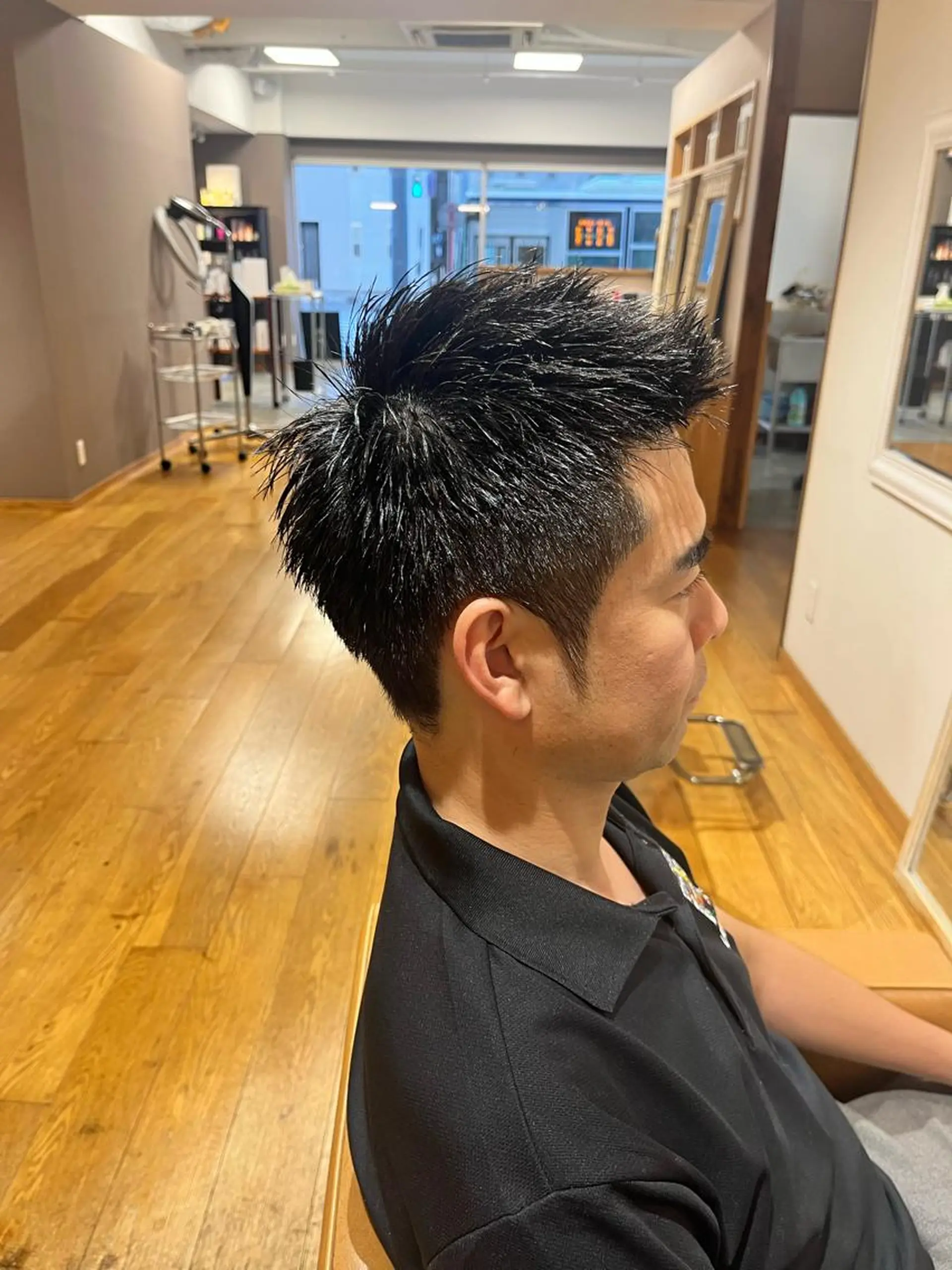 ショート メンズ ショートヘア カット ヘアカラー ガレリア  名駅オーキッドGビル店所属・名駅／艶髪ストレート ／ヘッドスパ／伴怜奈のヘアスタイル