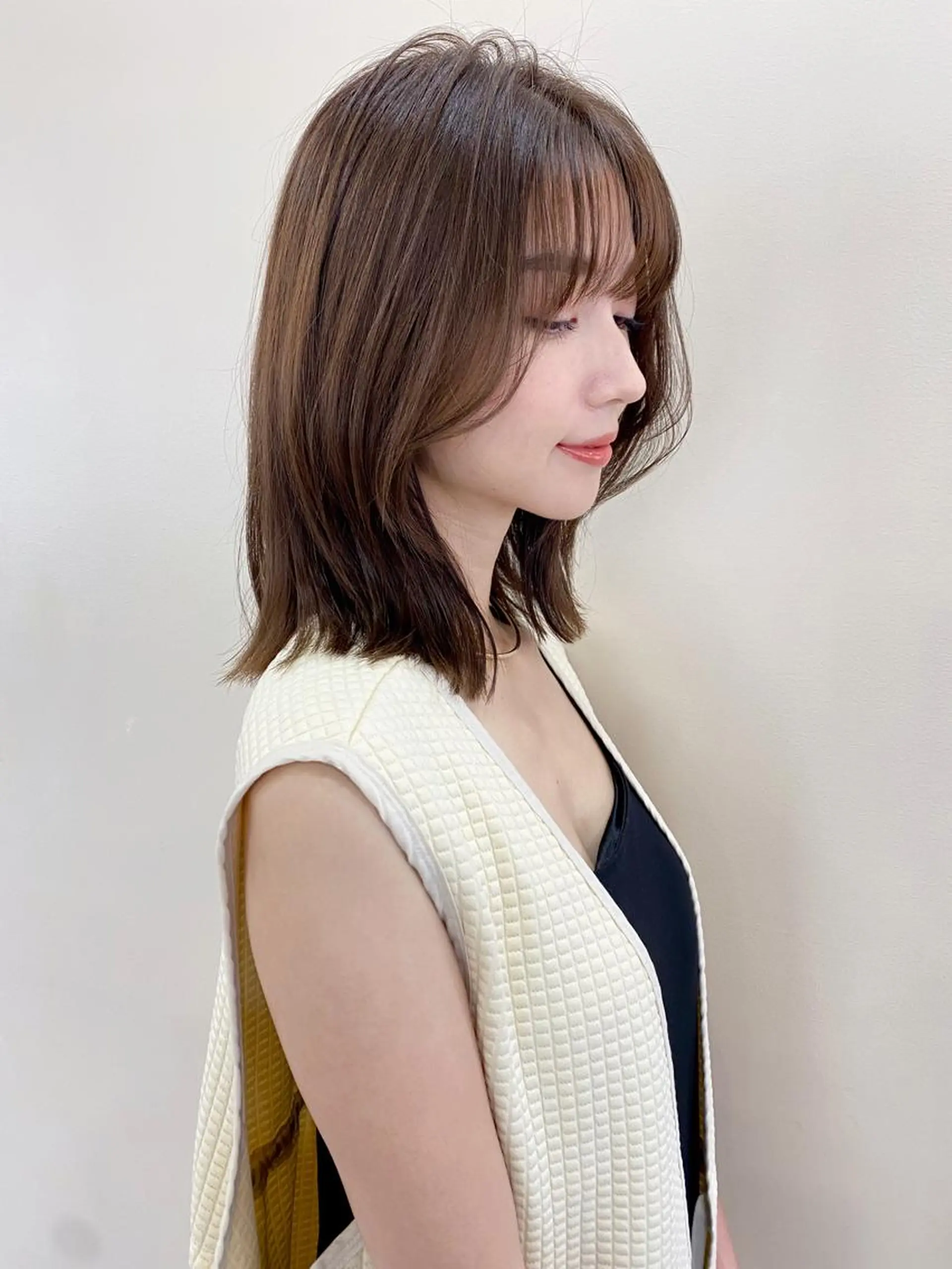ミディアム 鎌倉 彩のヘアスタイル