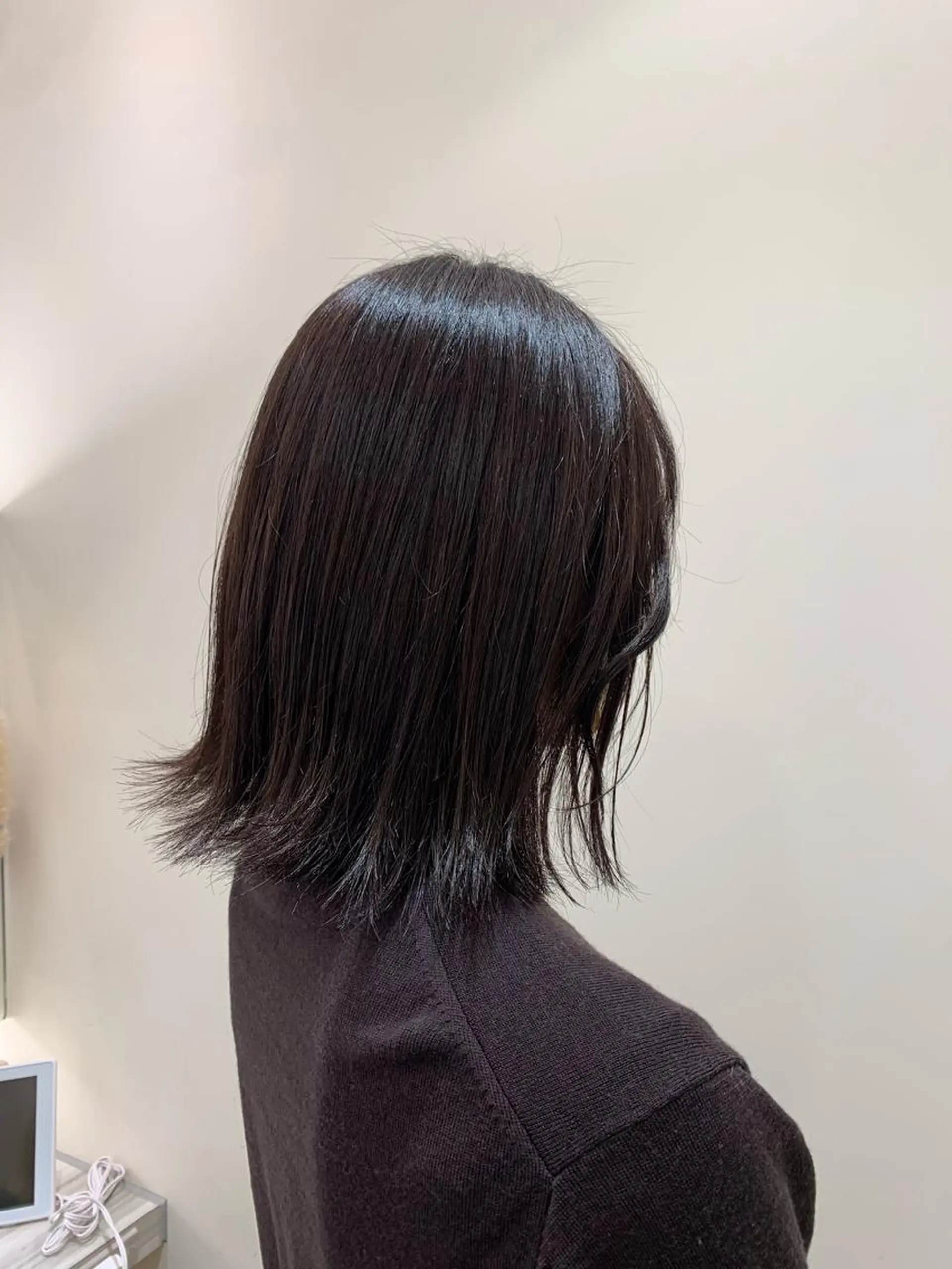 ショート カラー ヘアカラー トリートメント 韓国レイヤー🪽 耳ツボジュエリーのヘアスタイル