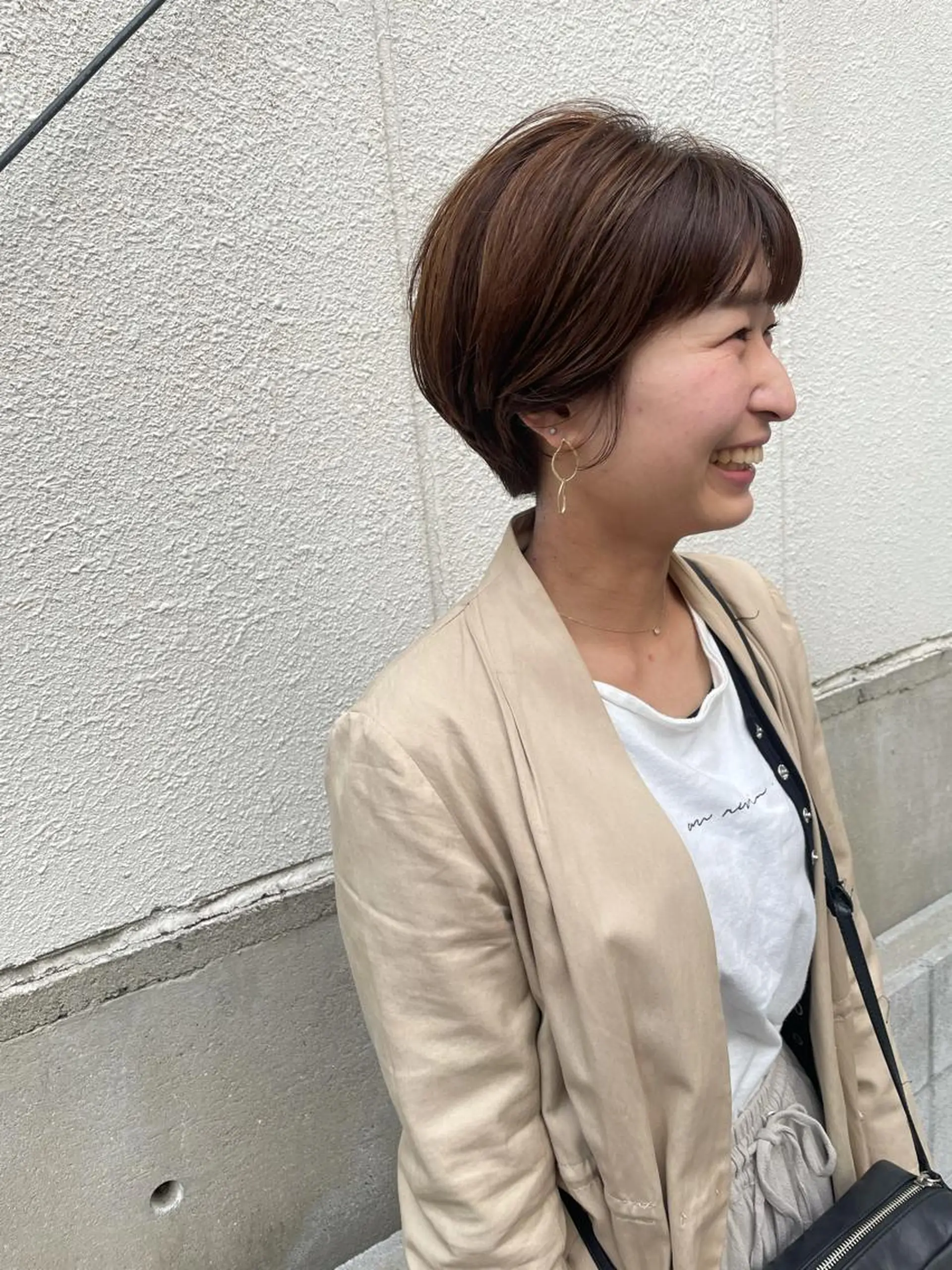 ショート ハイライト カット ヘアカラー トリートメント さの あやねのヘアスタイル