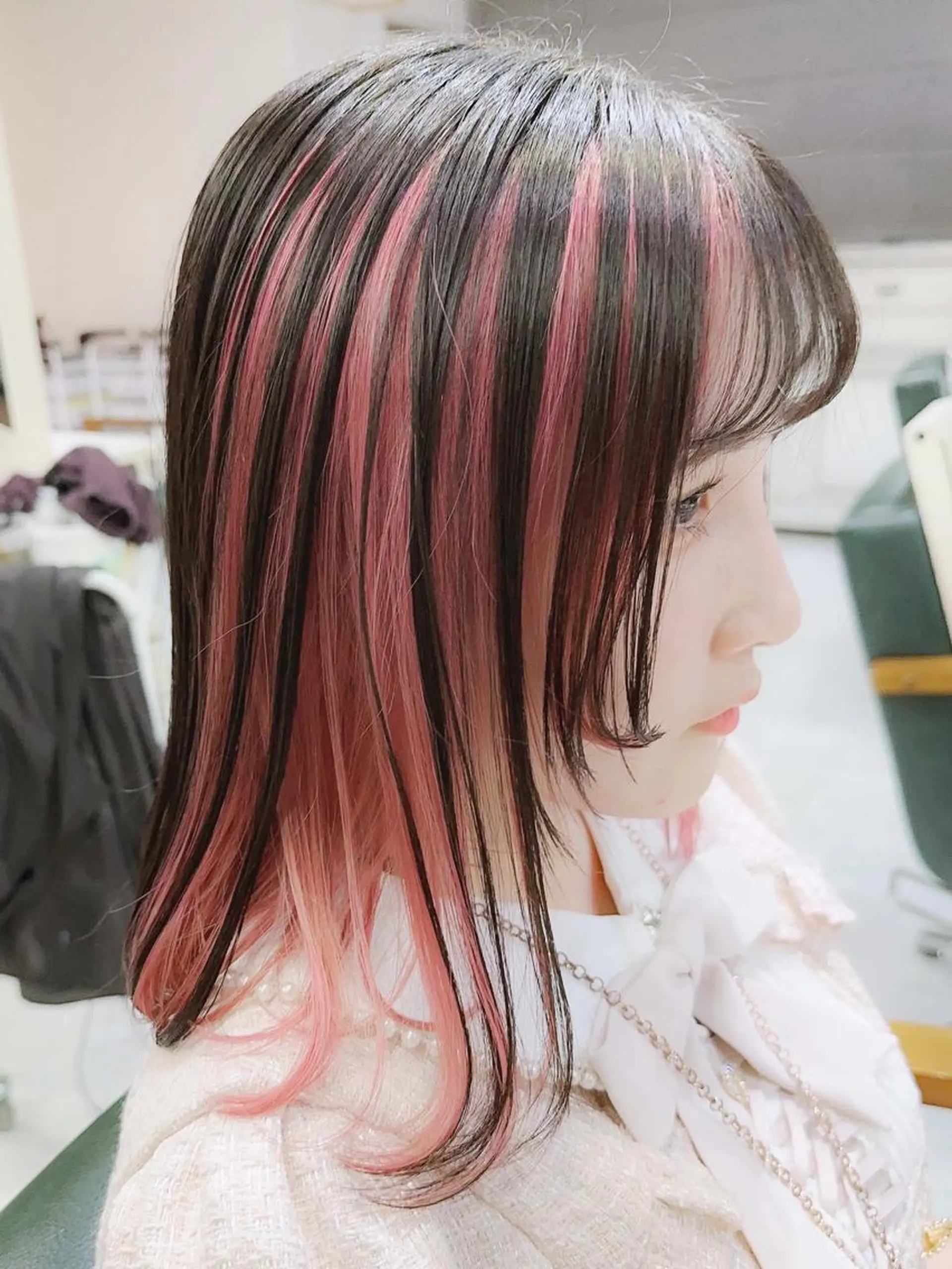 セミロング ヘアアレンジ カラー ブリーチ ケアブリーチ 透明感カラー デザインカラー ハイトーンカラー Days 透明感カラーのヘアスタイル