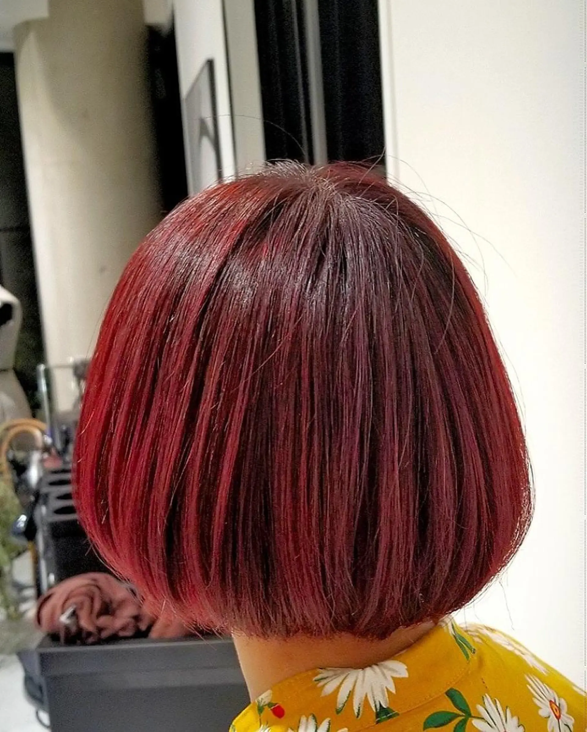 ミディアム カラー レッドカラー 🔴赤み消し/ 艶カラー落合　優🔴のヘアスタイル