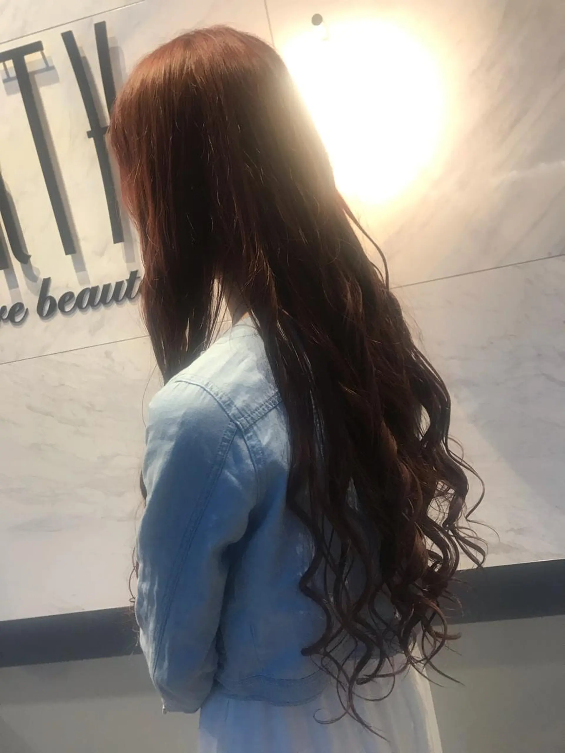 ロング カラー ブラウンカラー ピンクカラー ピンクブラウン 茂木 結希のヘアスタイル