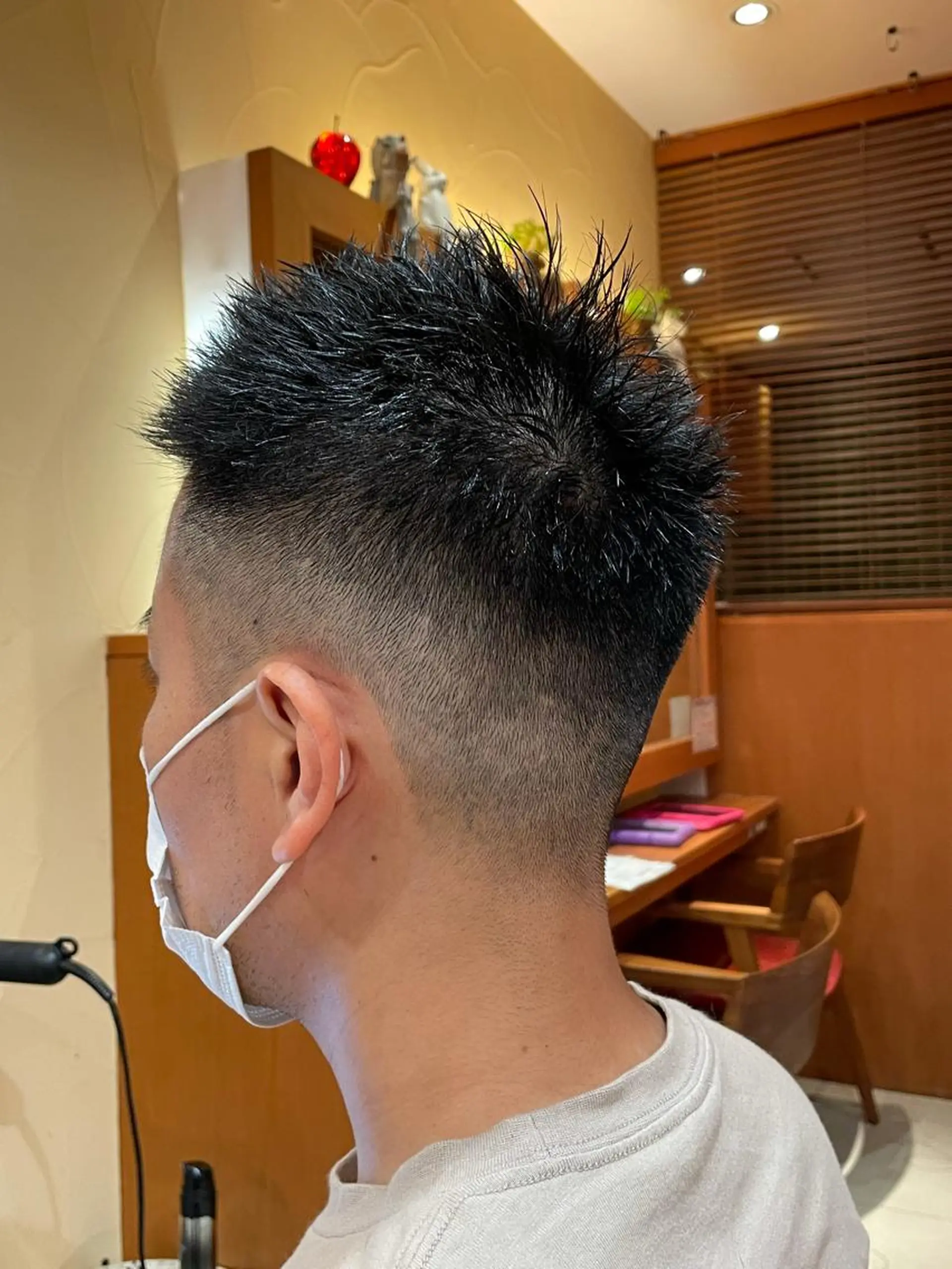 ショート メンズ フェードカット 若林 良のヘアスタイル