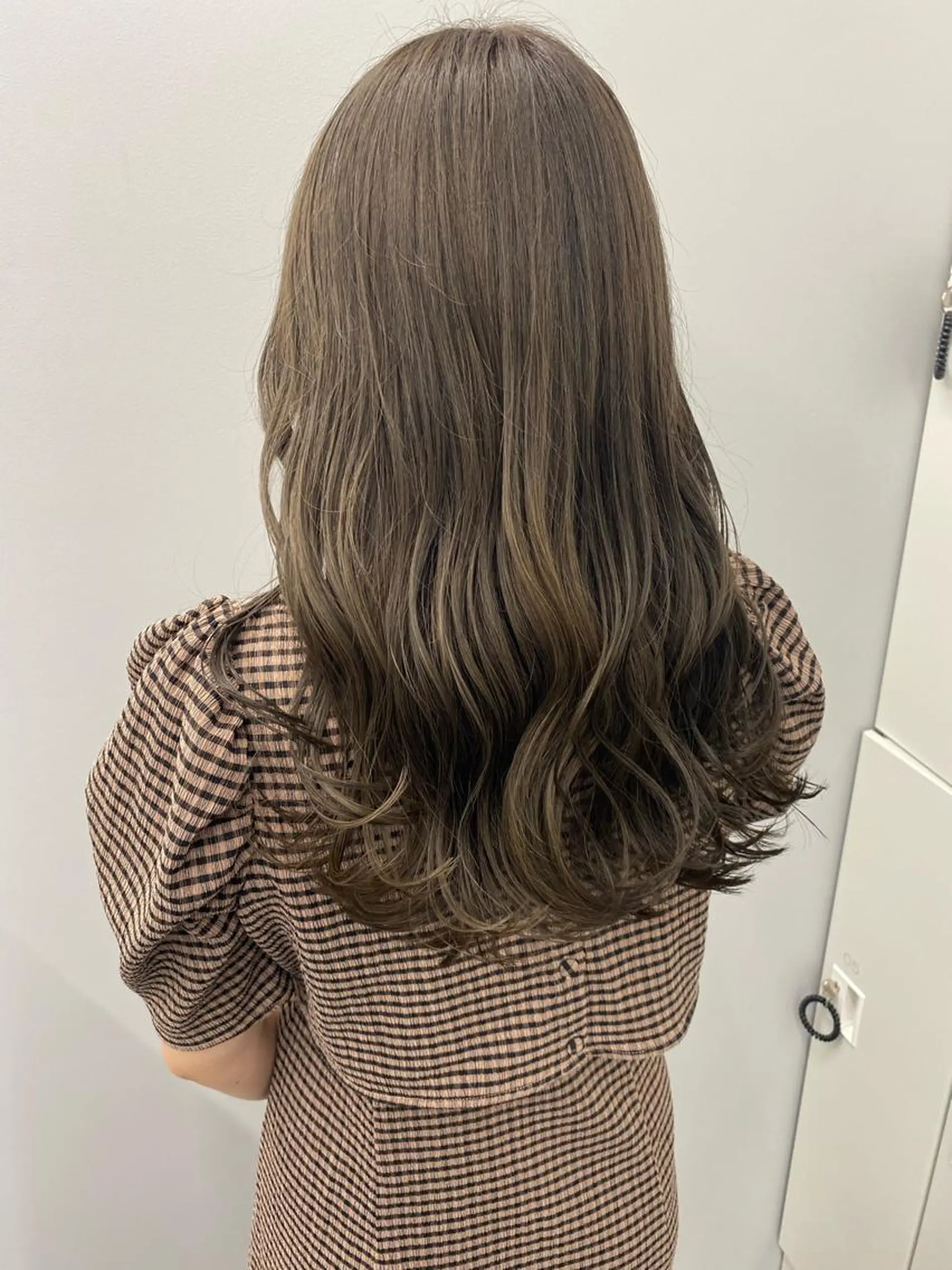 ロング カラー カット ヘアカラー トリートメント HANA ROCCO3rdのヘアスタイル