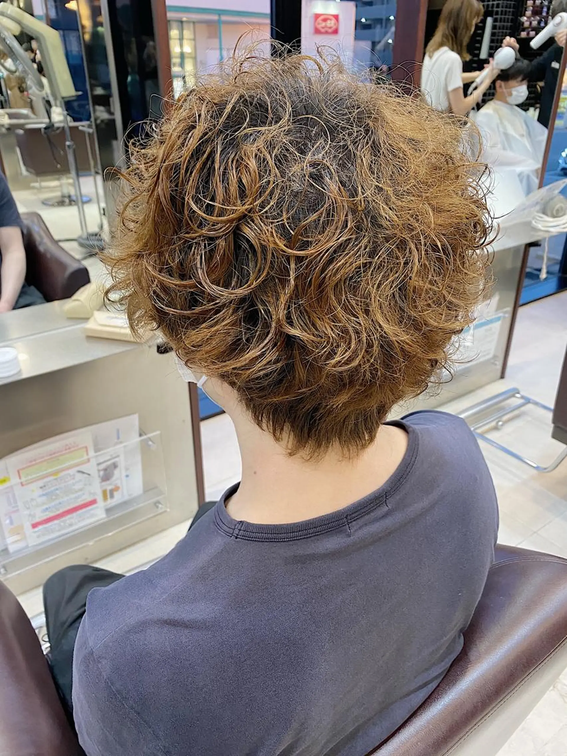 ショート カラー パーマ ヘアアレンジ メンズ メンズパーマ スパイラルパーマ 坂尻 嘉珠也のヘアスタイル