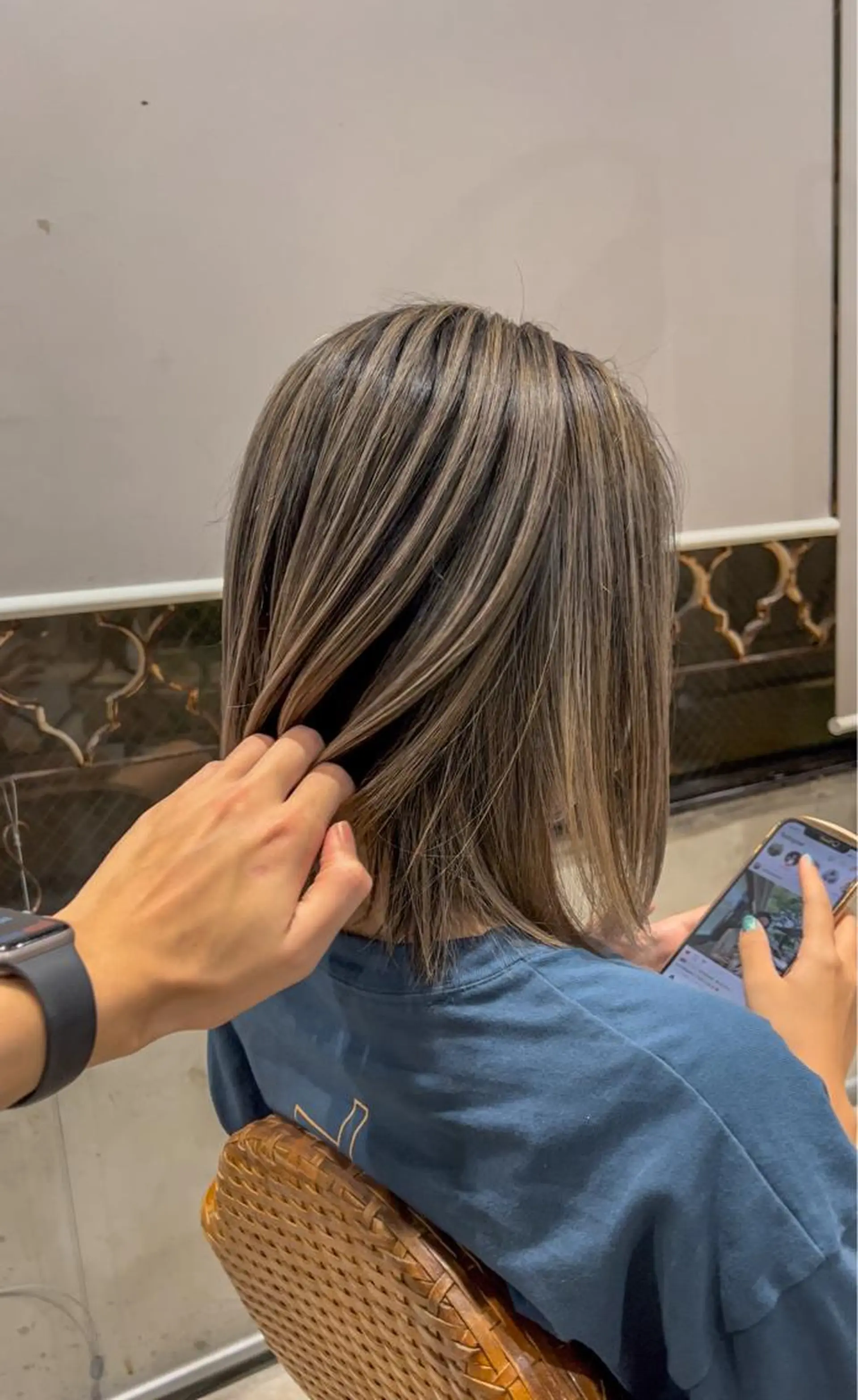 セミロング カラー カット ヘアカラー トリートメント 海外デザイン🇺🇸 石渡諒太のヘアスタイル