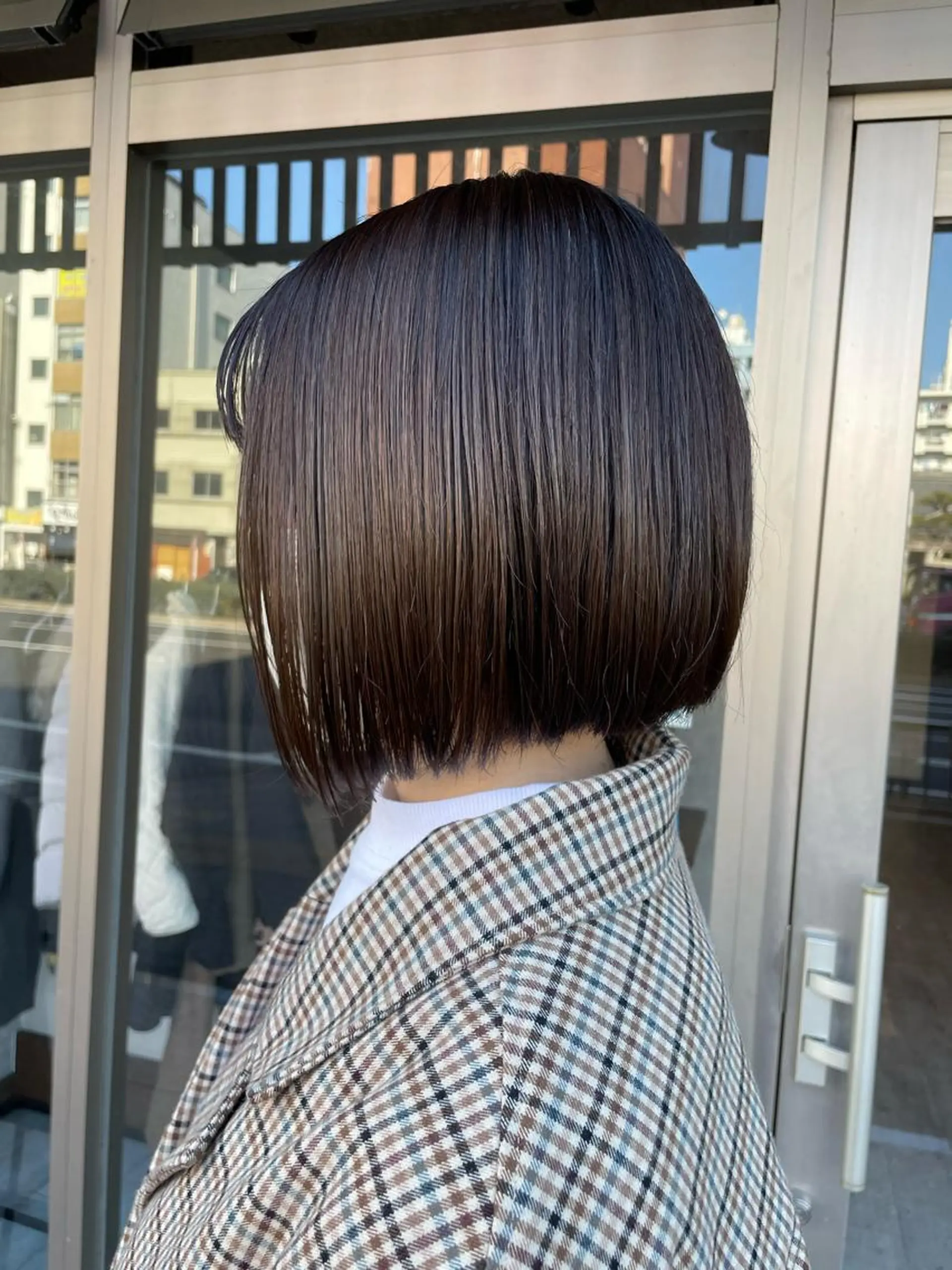 ミディアム ボブ カット ヘアカラー トリートメント イワタ マハ/ minim hairのヘアスタイル