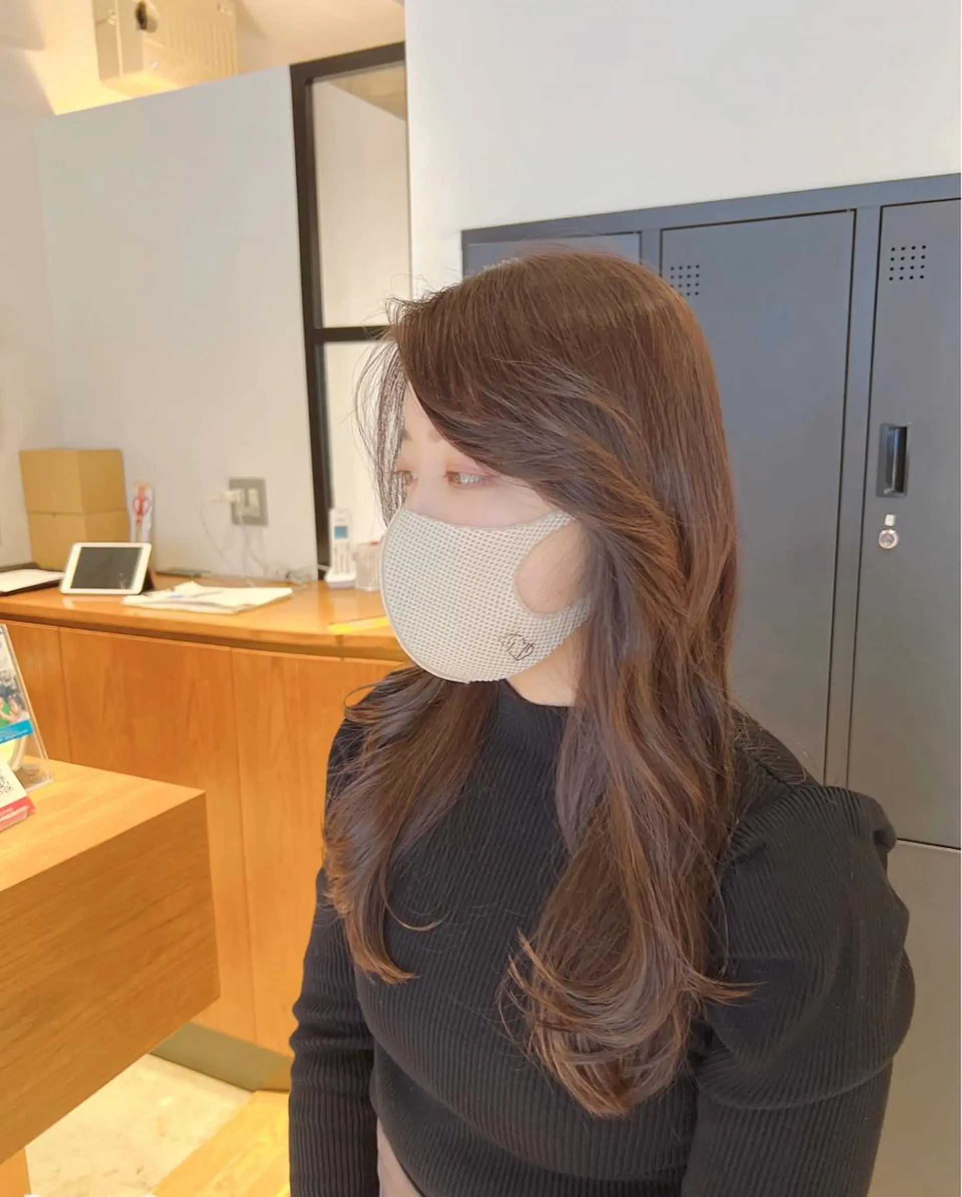 ロング 顔まわりレイヤー 顔周りカット レイヤーカット カット ヘアカラー トリートメント ✨上品可愛い 時短艶髪/後藤✨のヘアスタイル